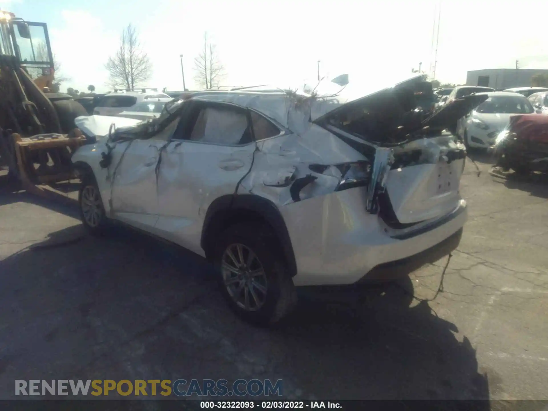 3 Фотография поврежденного автомобиля JTJDARBZ9L5008892 LEXUS NX 2020