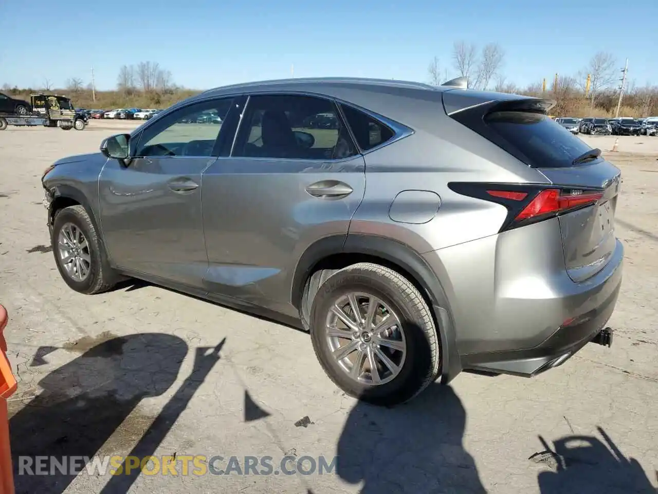 2 fotografías del automóvil dañado JTJDARDZ0L5011970 LEXUS NX 2020