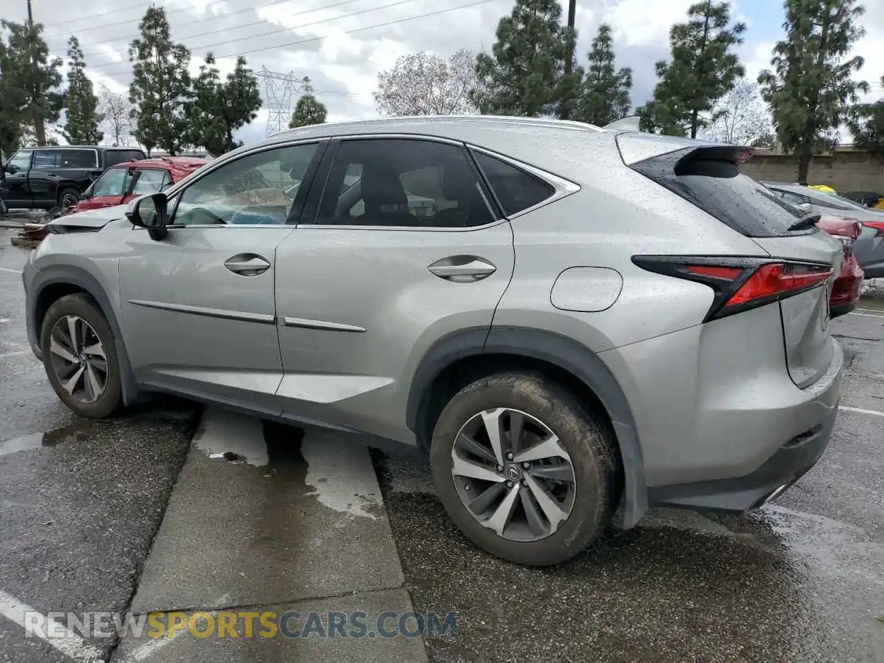 2 fotografías del automóvil dañado JTJGARBZ2L2164982 LEXUS NX 2020
