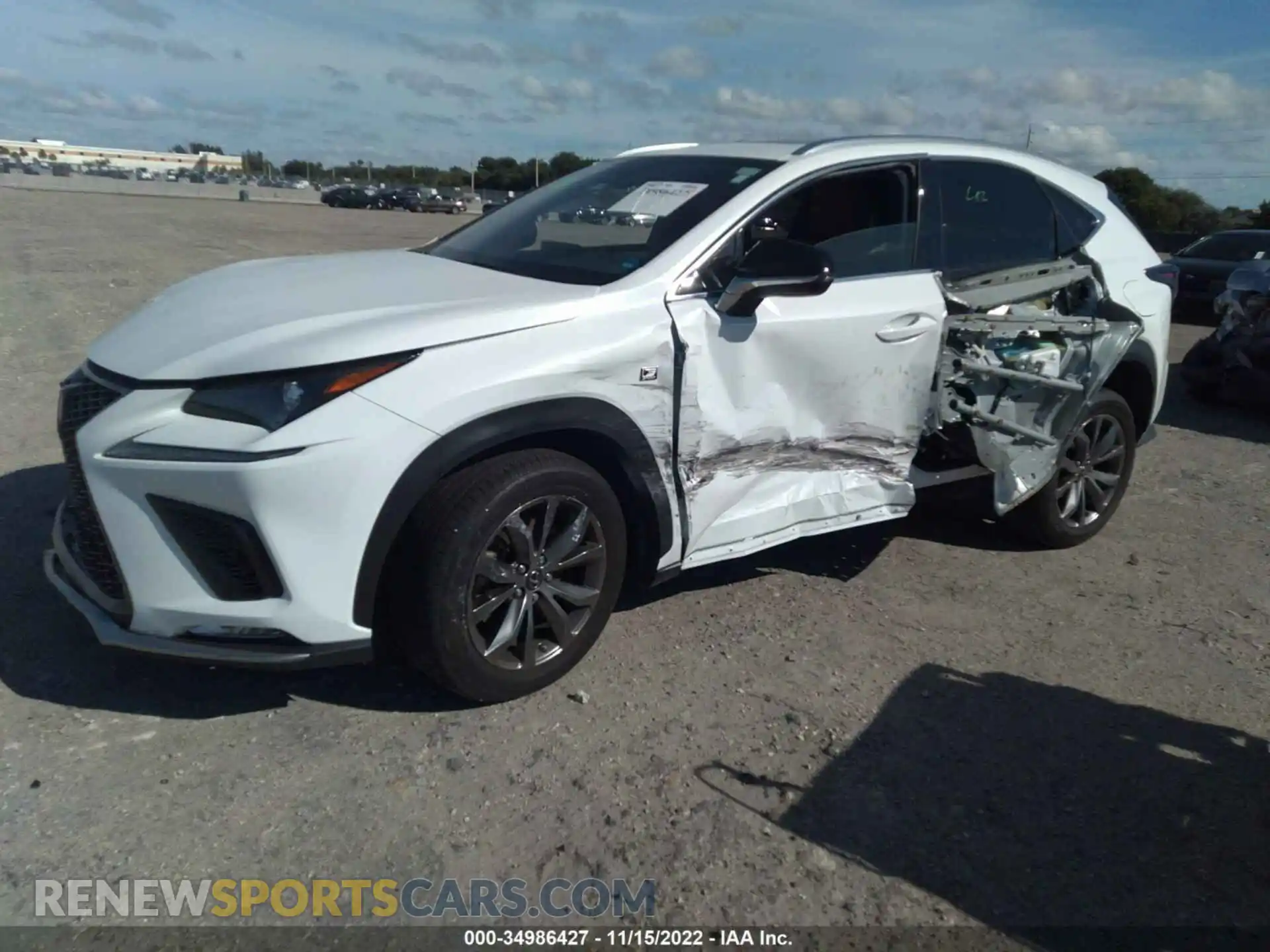 2 fotografías del automóvil dañado JTJSARBZXL5015549 LEXUS NX 2020