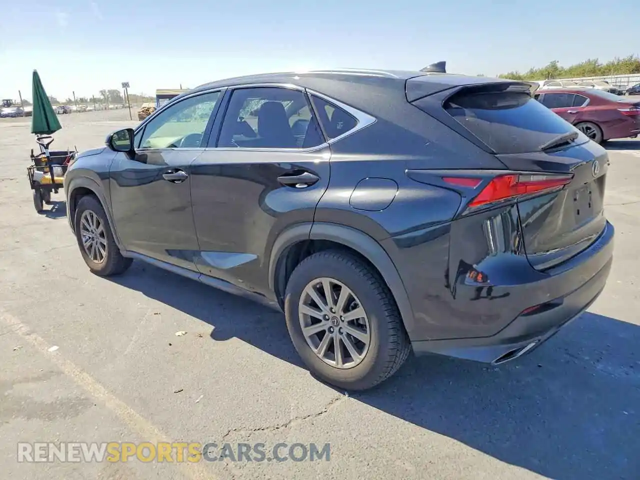 2 fotografías del automóvil dañado JTJDARBZ3M2187918 LEXUS NX 2021