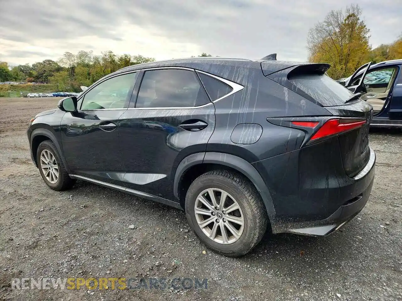 2 fotografías del automóvil dañado JTJDARDZ4M2242616 LEXUS NX 2021