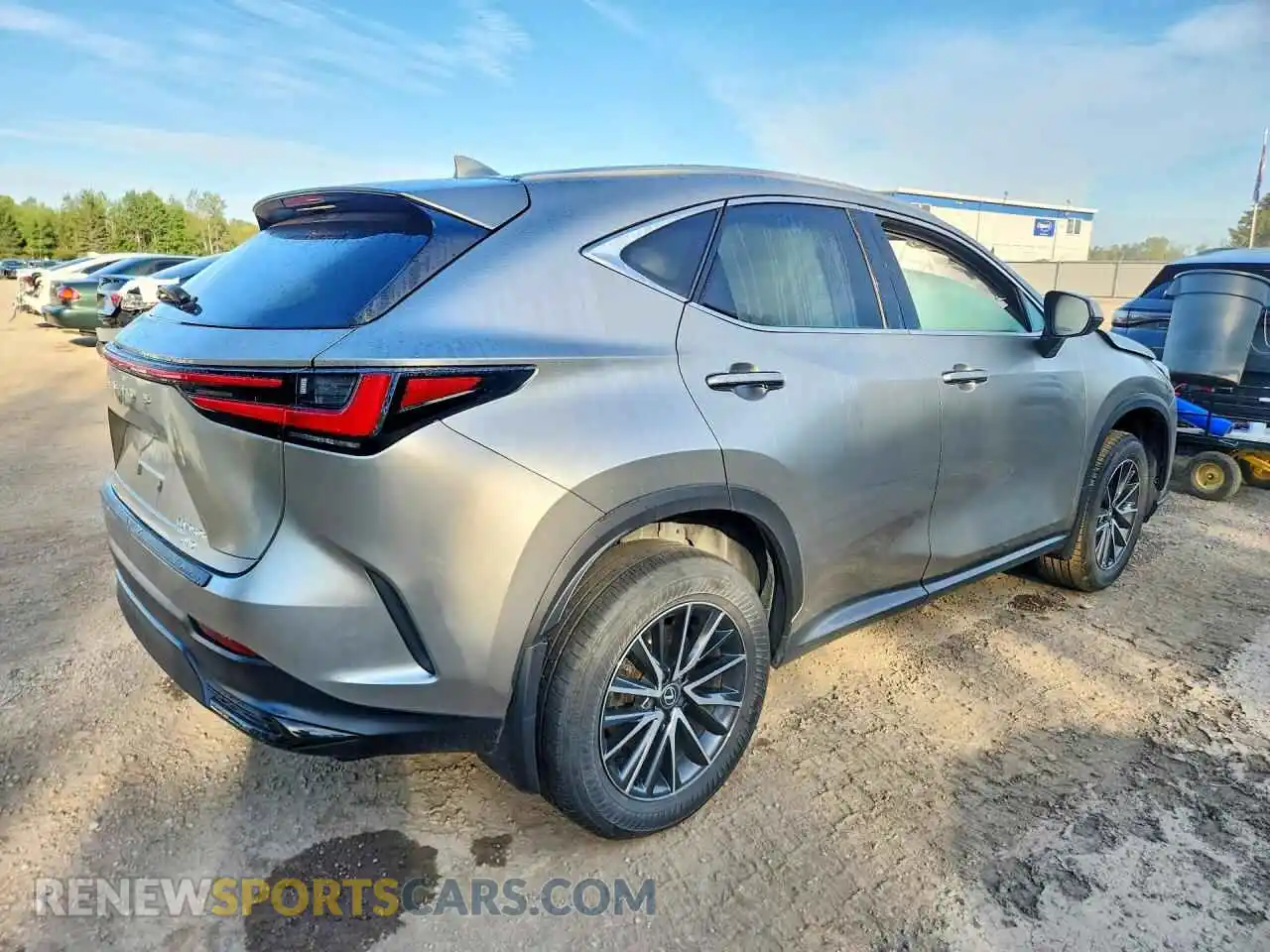 3 Фотография поврежденного автомобиля 2T2GKCEZXRC023379 LEXUS NX 2024
