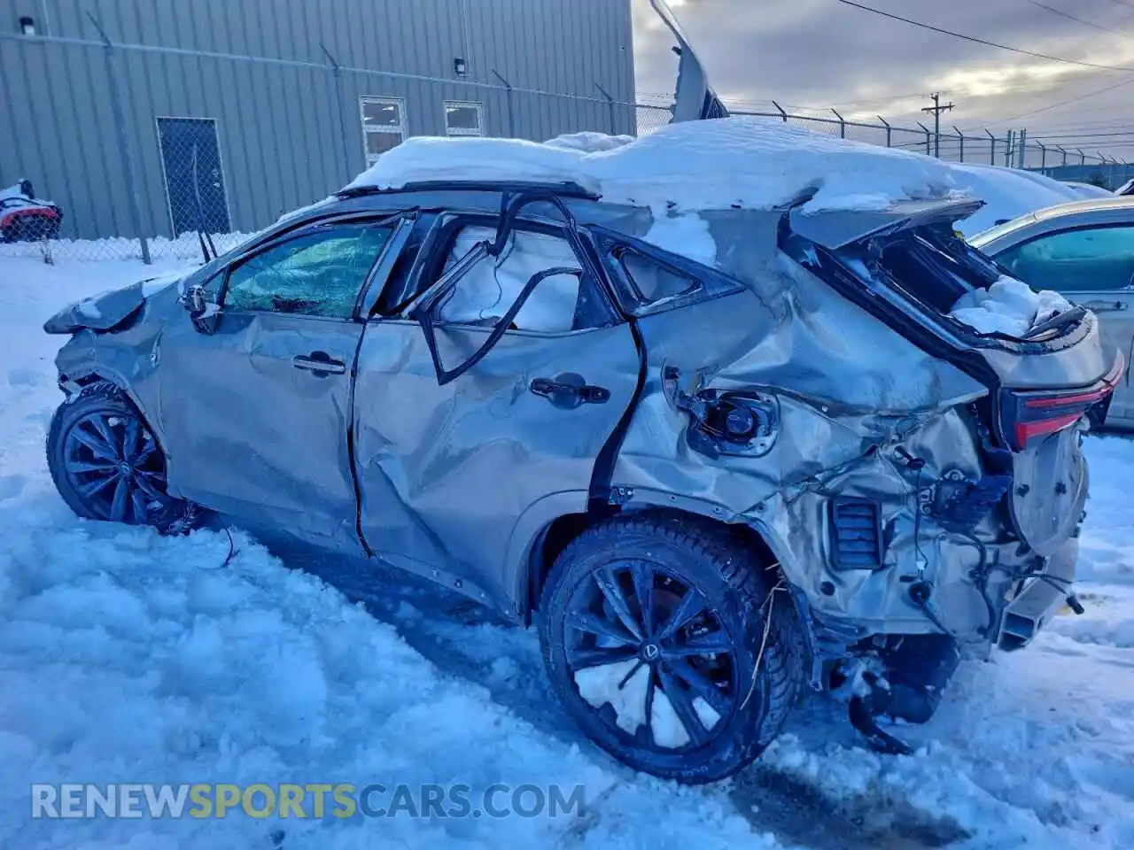 2 Фотография поврежденного автомобиля 2T2KGCEZ4RC059306 LEXUS NX 2024