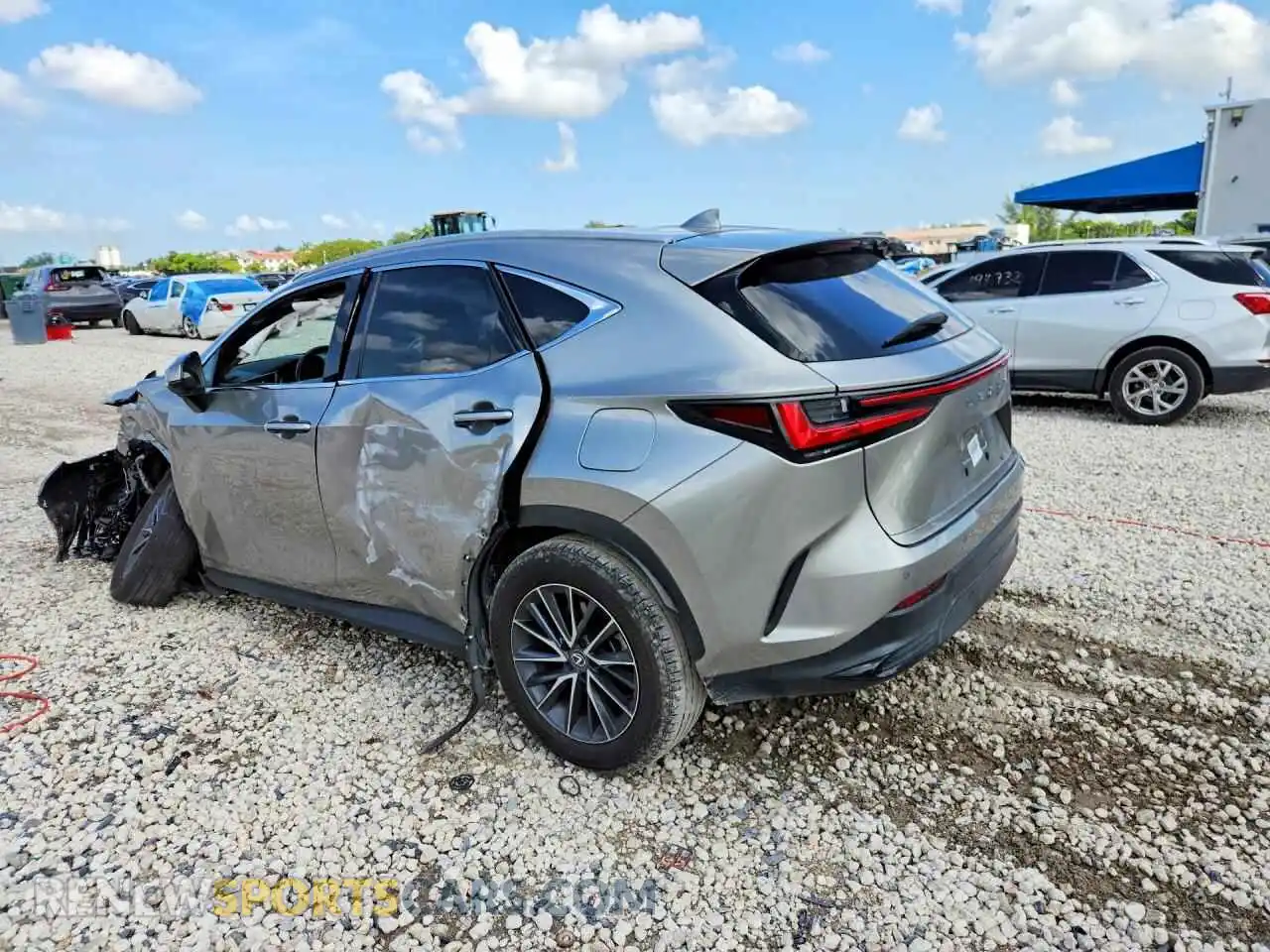 2 fotografías del automóvil dañado 2T2GDCAZ5SC025644 LEXUS NX 2025