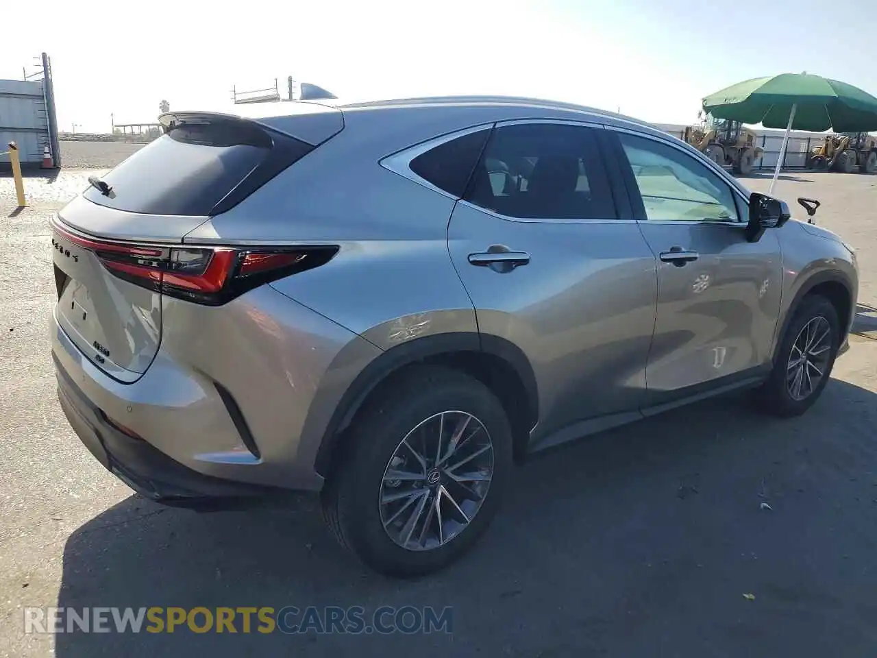 3 Фотография поврежденного автомобиля 2T2GGCEZ2SC075161 LEXUS NX 2025