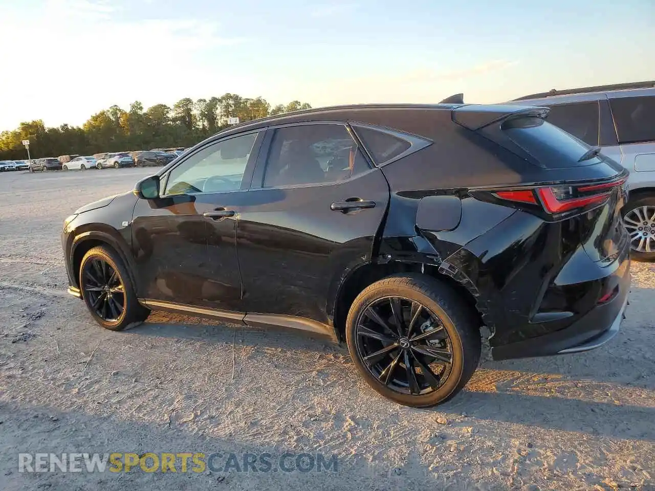 2 fotografías del automóvil dañado 2T2KGCEZ7SC084030 LEXUS NX 2025