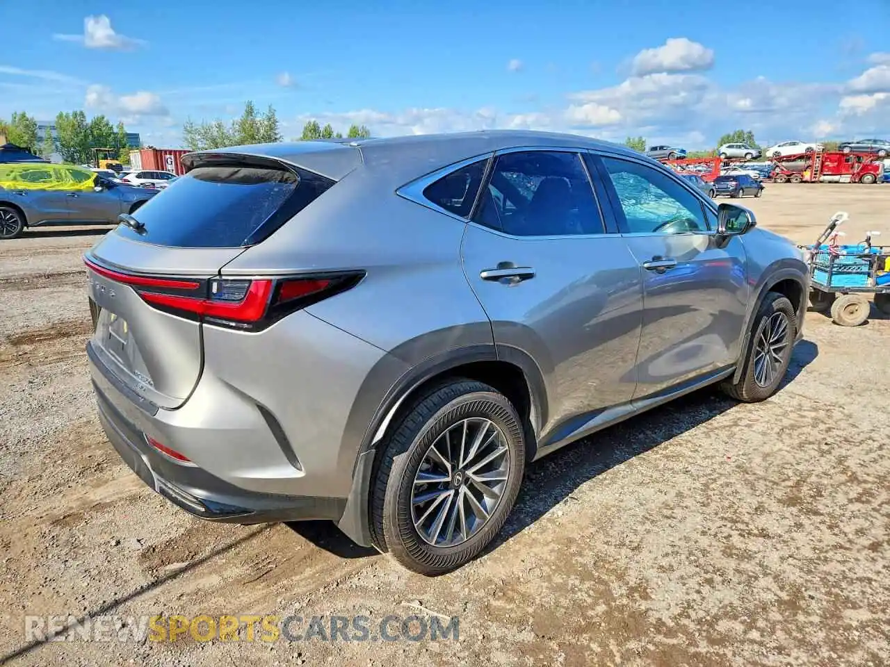 3 Фотография поврежденного автомобиля 2T2GKCEZ0TC070685 LEXUS NX 2026