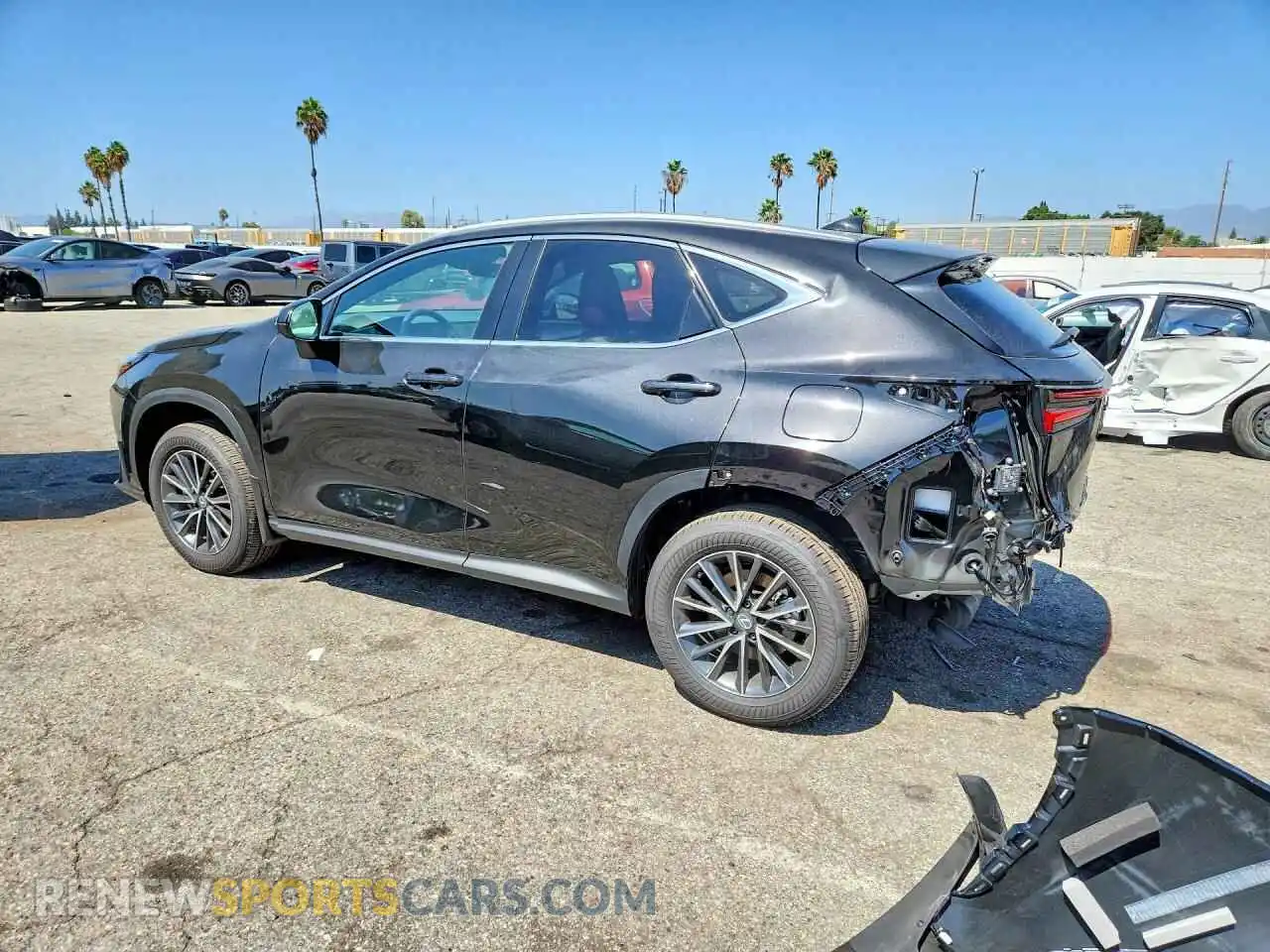 2 fotografías del automóvil dañado 2T2GKCEZ8TC072765 LEXUS NX 2026
