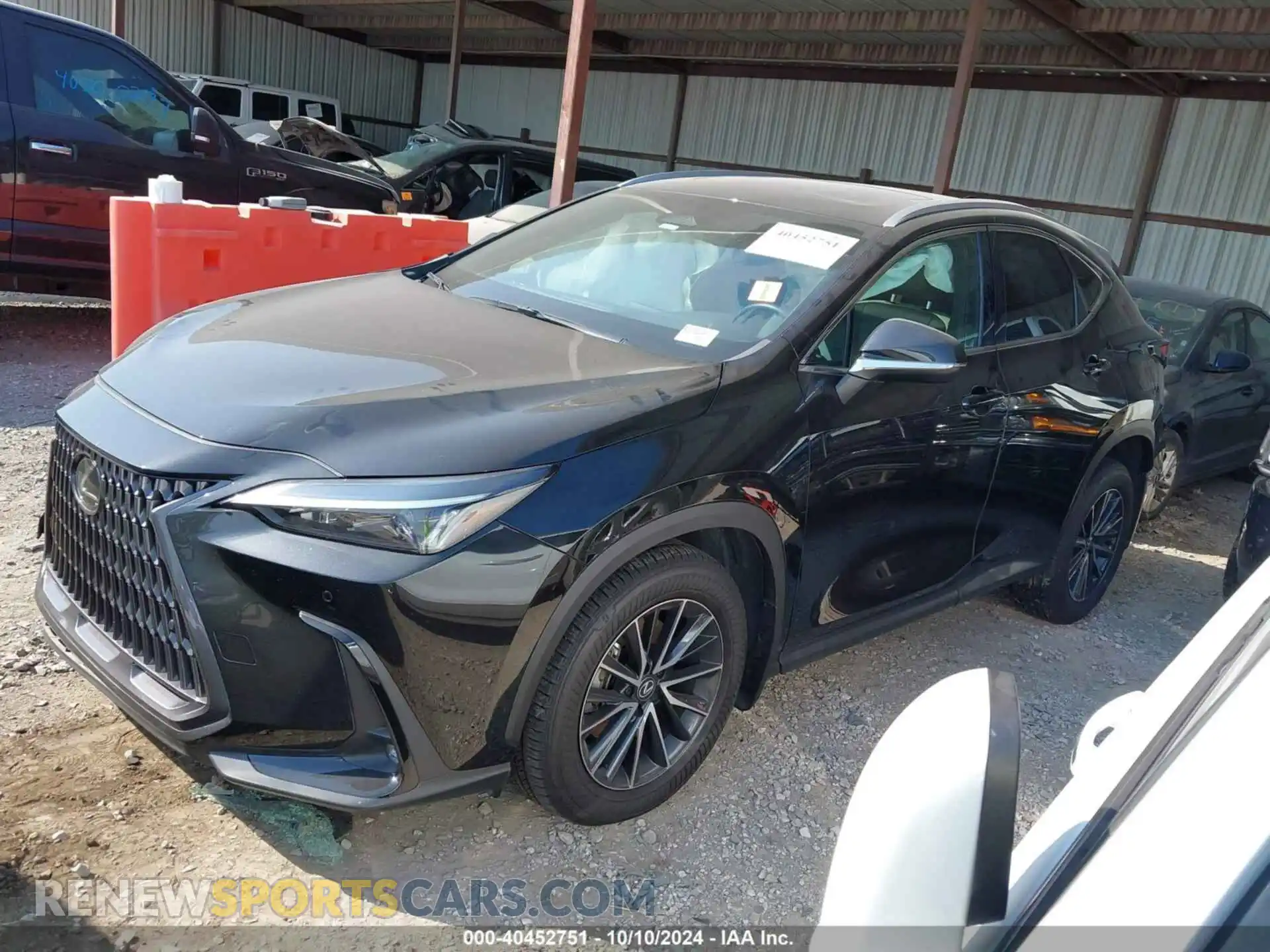 2 Фотография поврежденного автомобиля 2T2GDCAZ0RC008244 LEXUS NX 250 2024