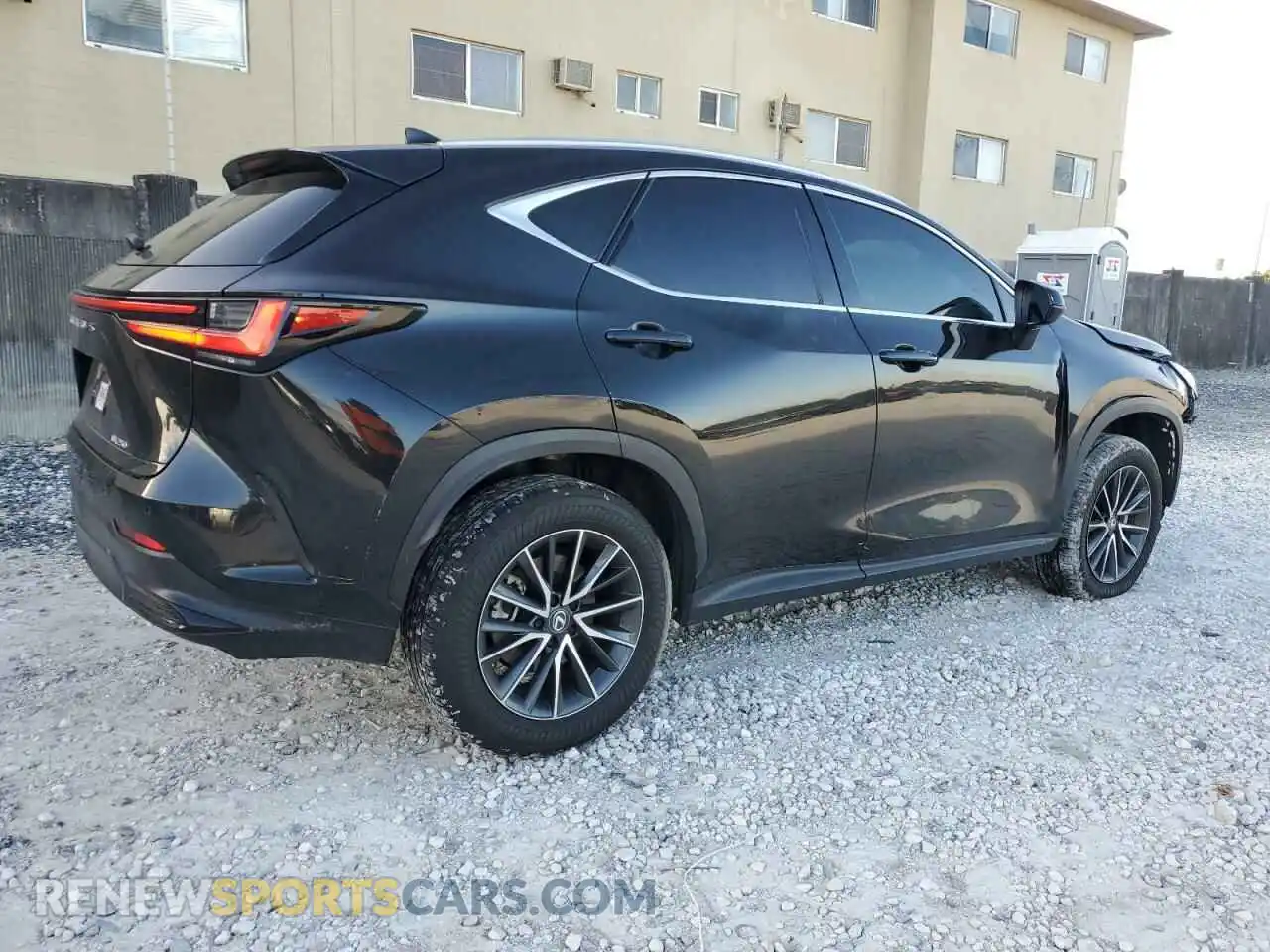 3 Фотография поврежденного автомобиля 2T2GDCAZ0RC006350 LEXUS NX 250 PRE 2024