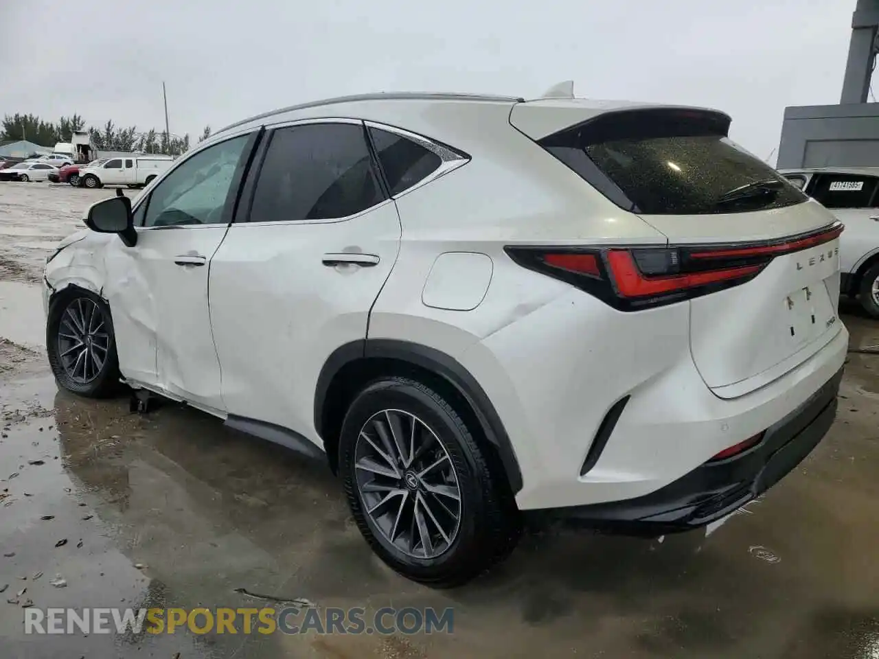2 fotografías del automóvil dañado 2T2GDCAZ2RC012246 LEXUS NX 250 PRE 2024