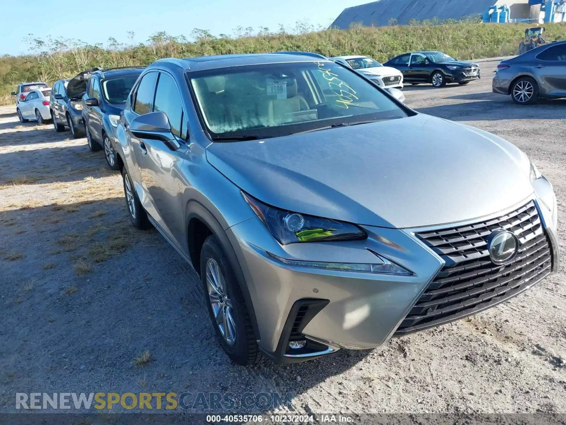 1 Фотография поврежденного автомобиля JTJYARBZ6K2117926 LEXUS NX 300 2019