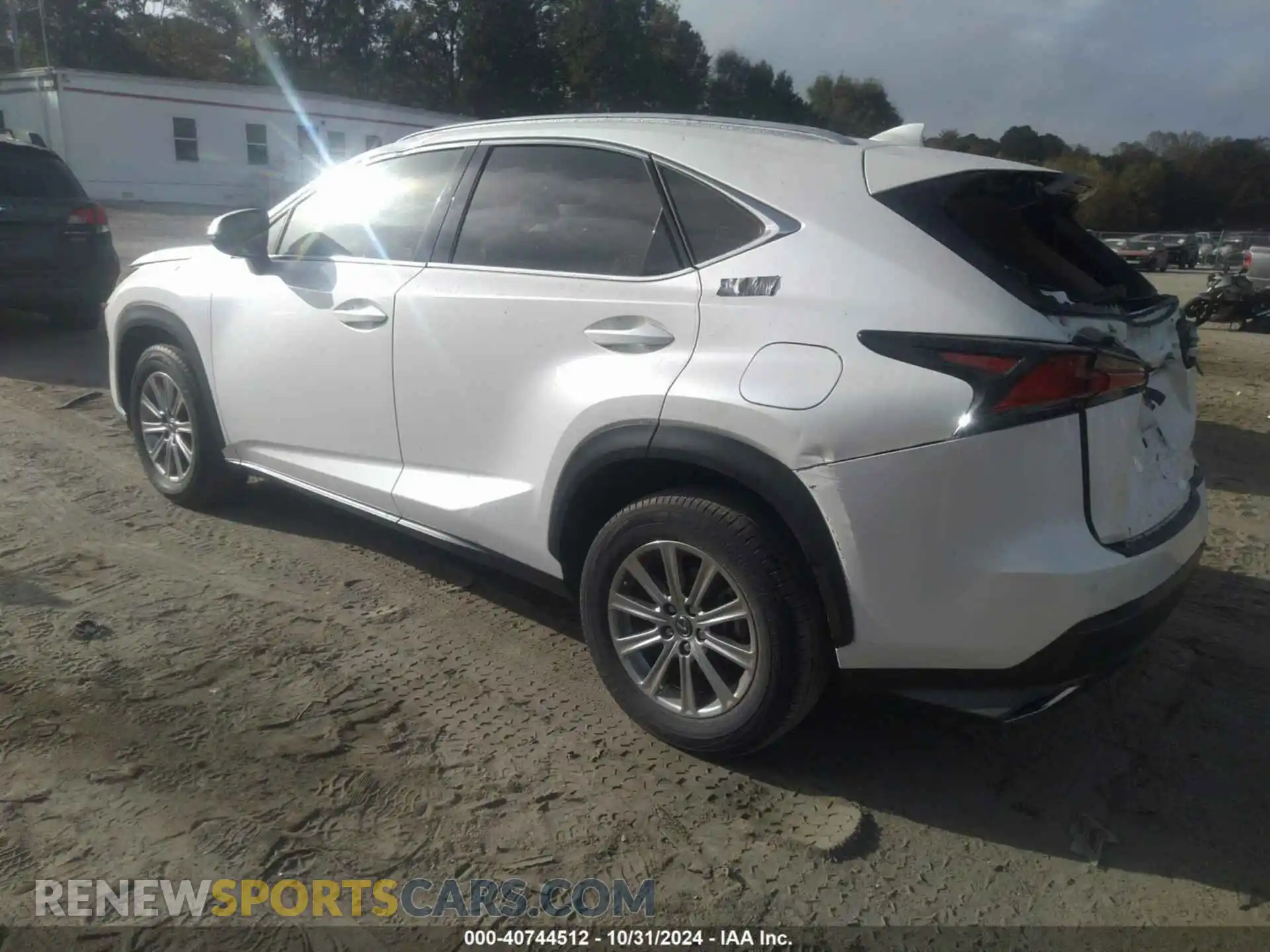 3 Фотография поврежденного автомобиля JTJDARBZ2L5003016 LEXUS NX 300 2020