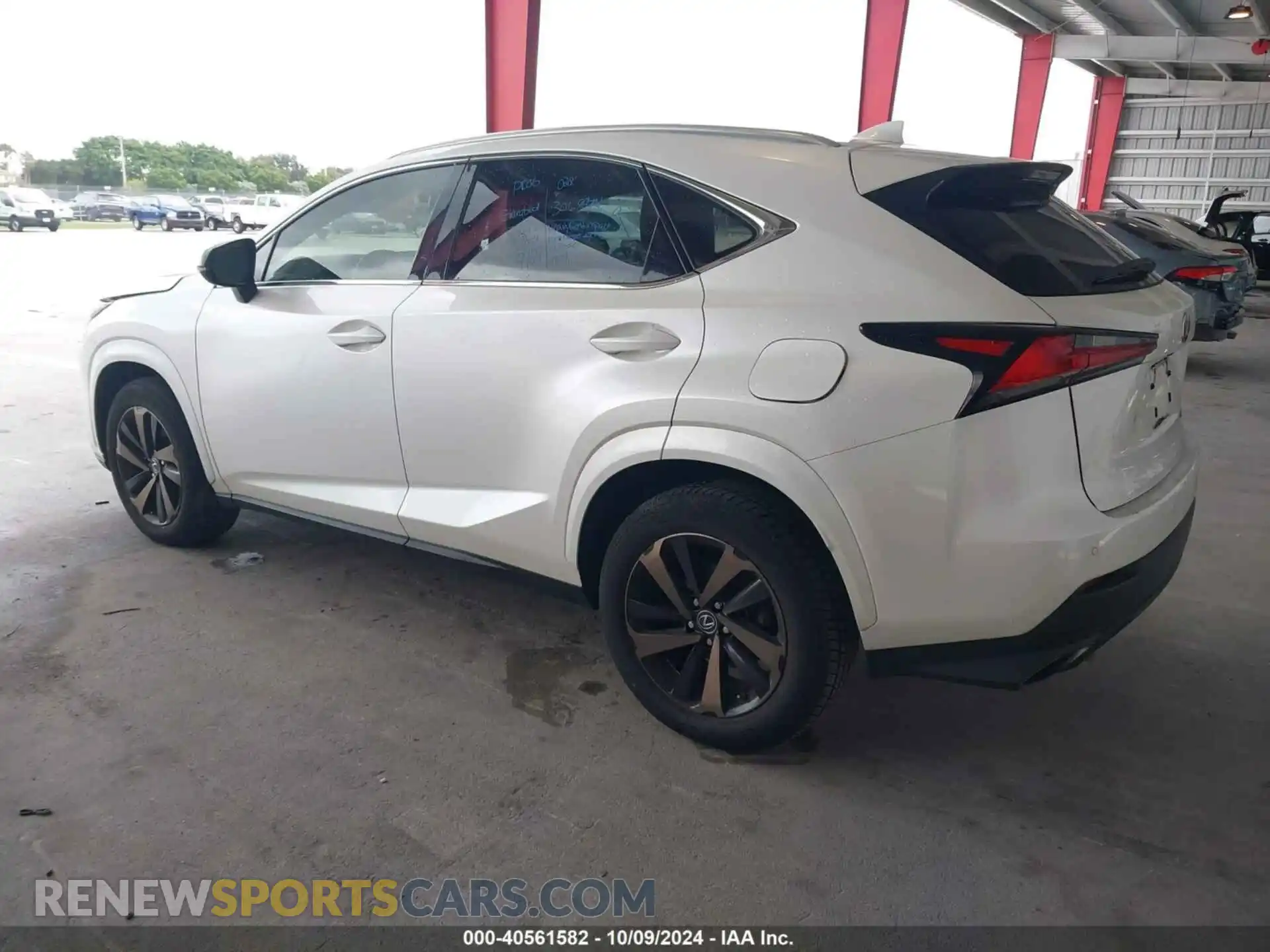 3 Фотография поврежденного автомобиля JTJGARBZ3L2170127 LEXUS NX 300 2020