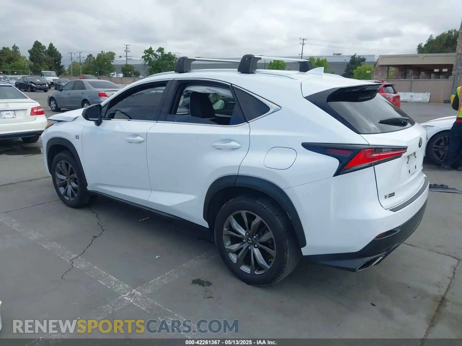 3 Фотография поврежденного автомобиля JTJSARBZ0L5014474 LEXUS NX 300 2020