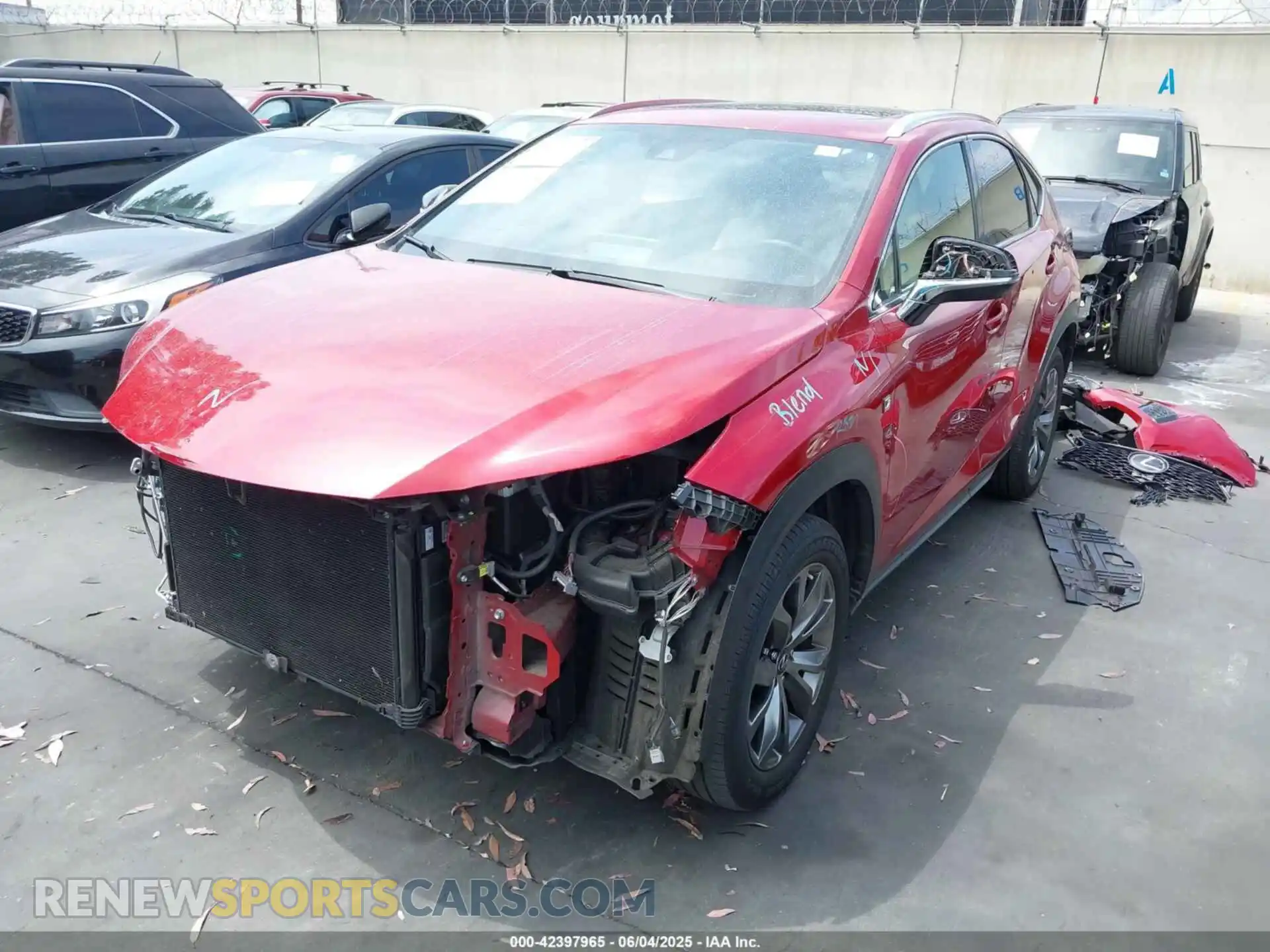 2 Фотография поврежденного автомобиля JTJSARBZ0L5016337 LEXUS NX 300 2020