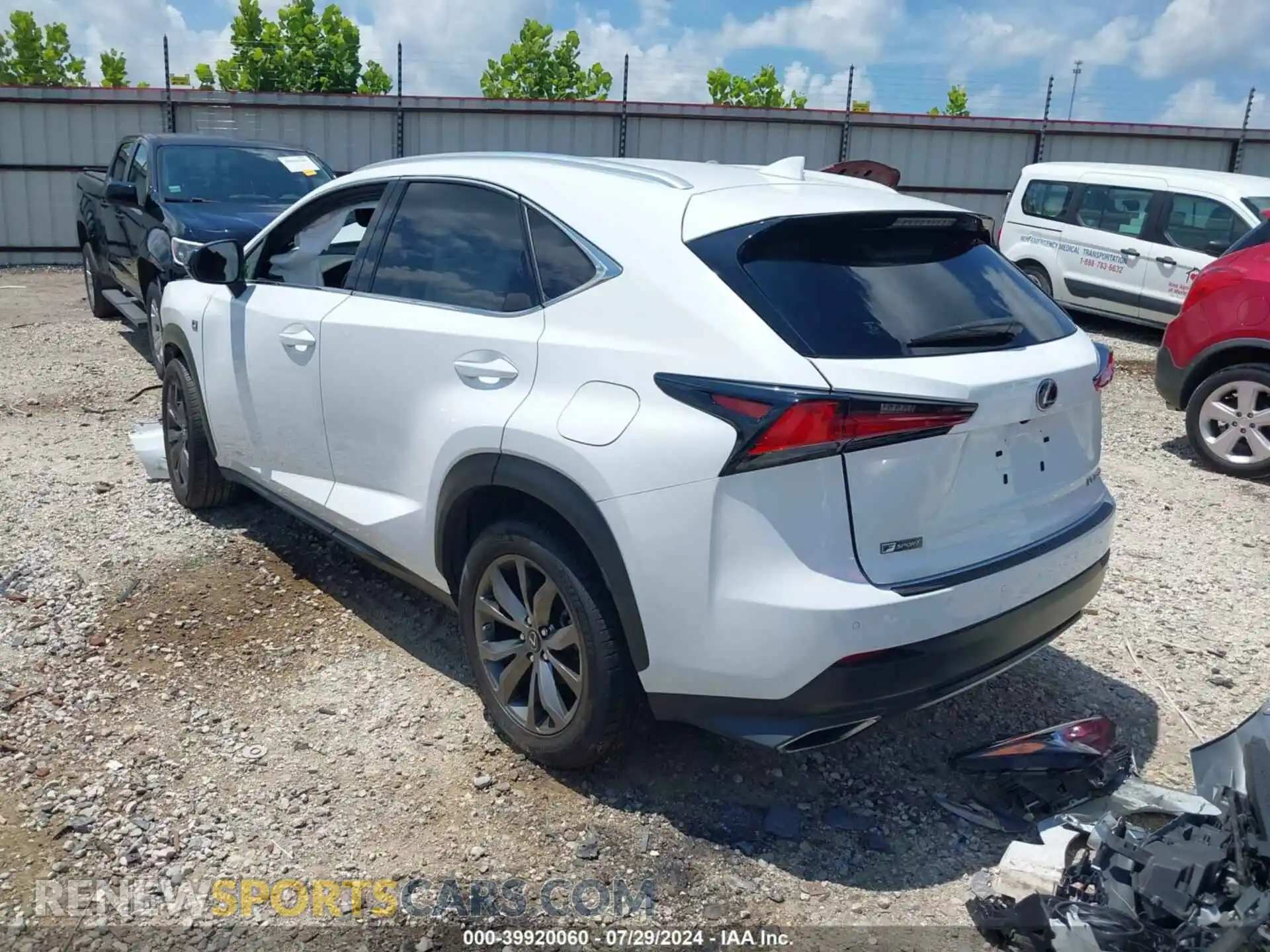 3 Фотография поврежденного автомобиля JTJSARBZXL5005619 LEXUS NX 300 2020