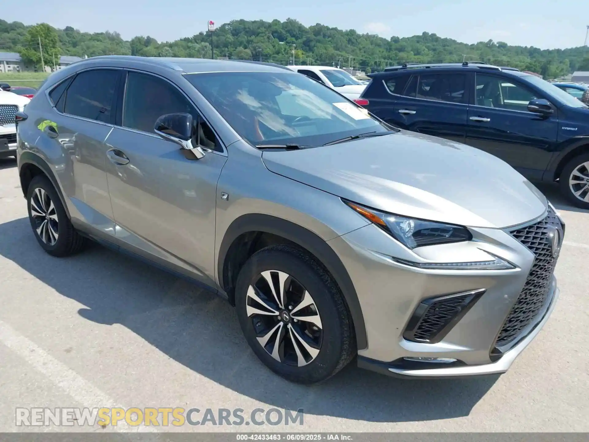 1 Фотография поврежденного автомобиля JTJSARDZ0L2235829 LEXUS NX 300 2020