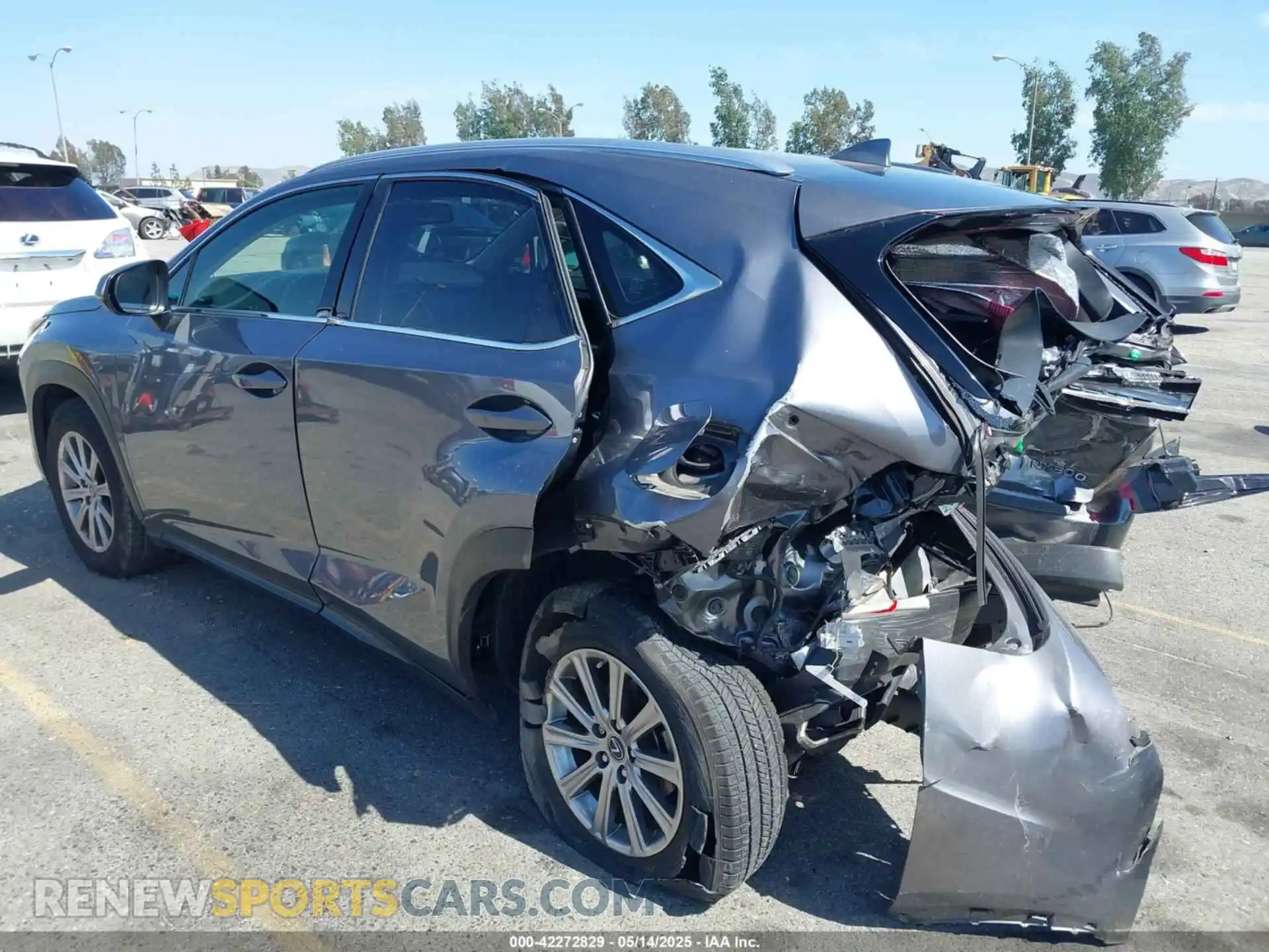 3 Фотография поврежденного автомобиля JTJDARBZ2M2203090 LEXUS NX 300 2021