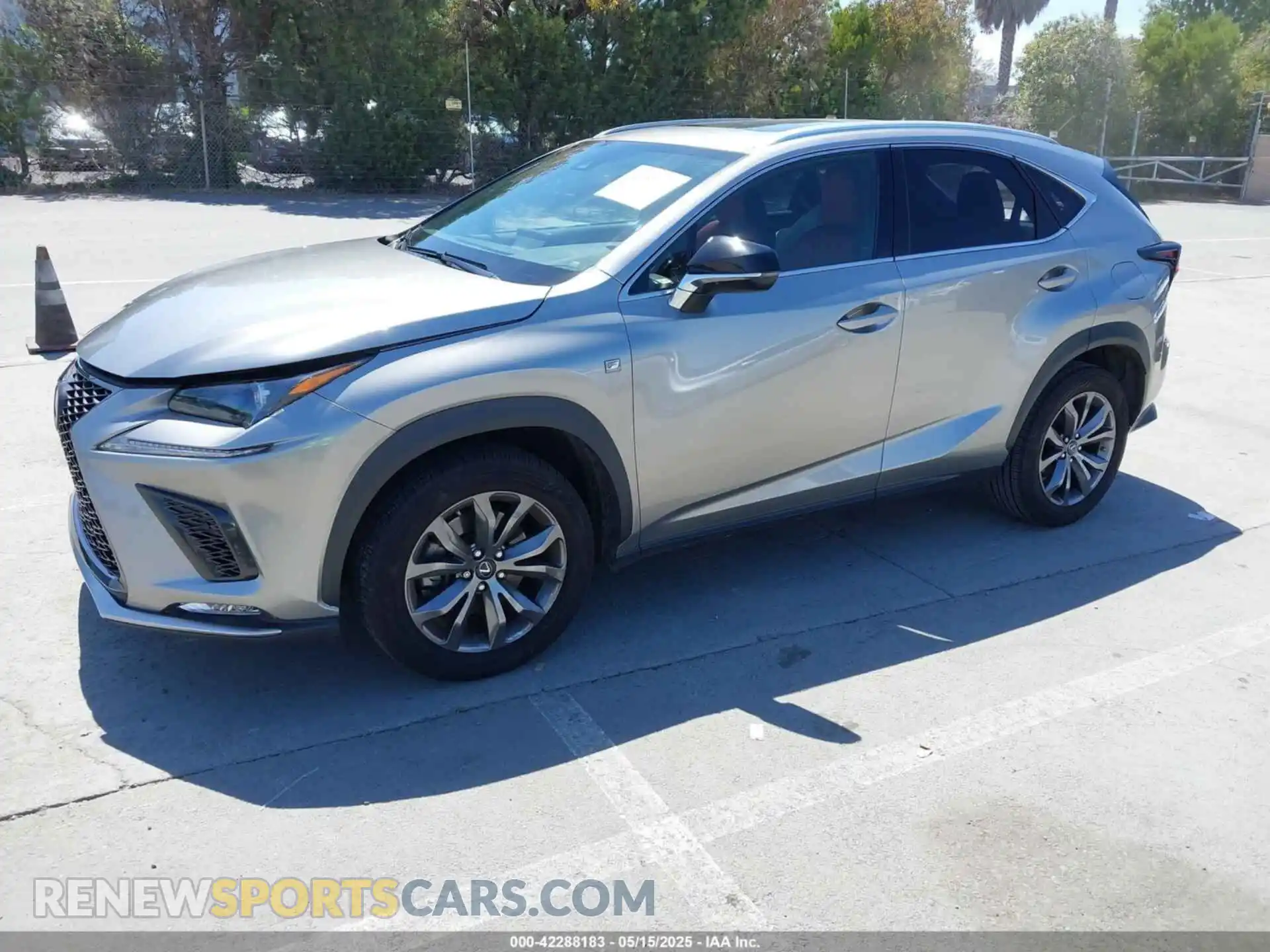 2 Фотография поврежденного автомобиля JTJSARBZ3M2192611 LEXUS NX 300 2021