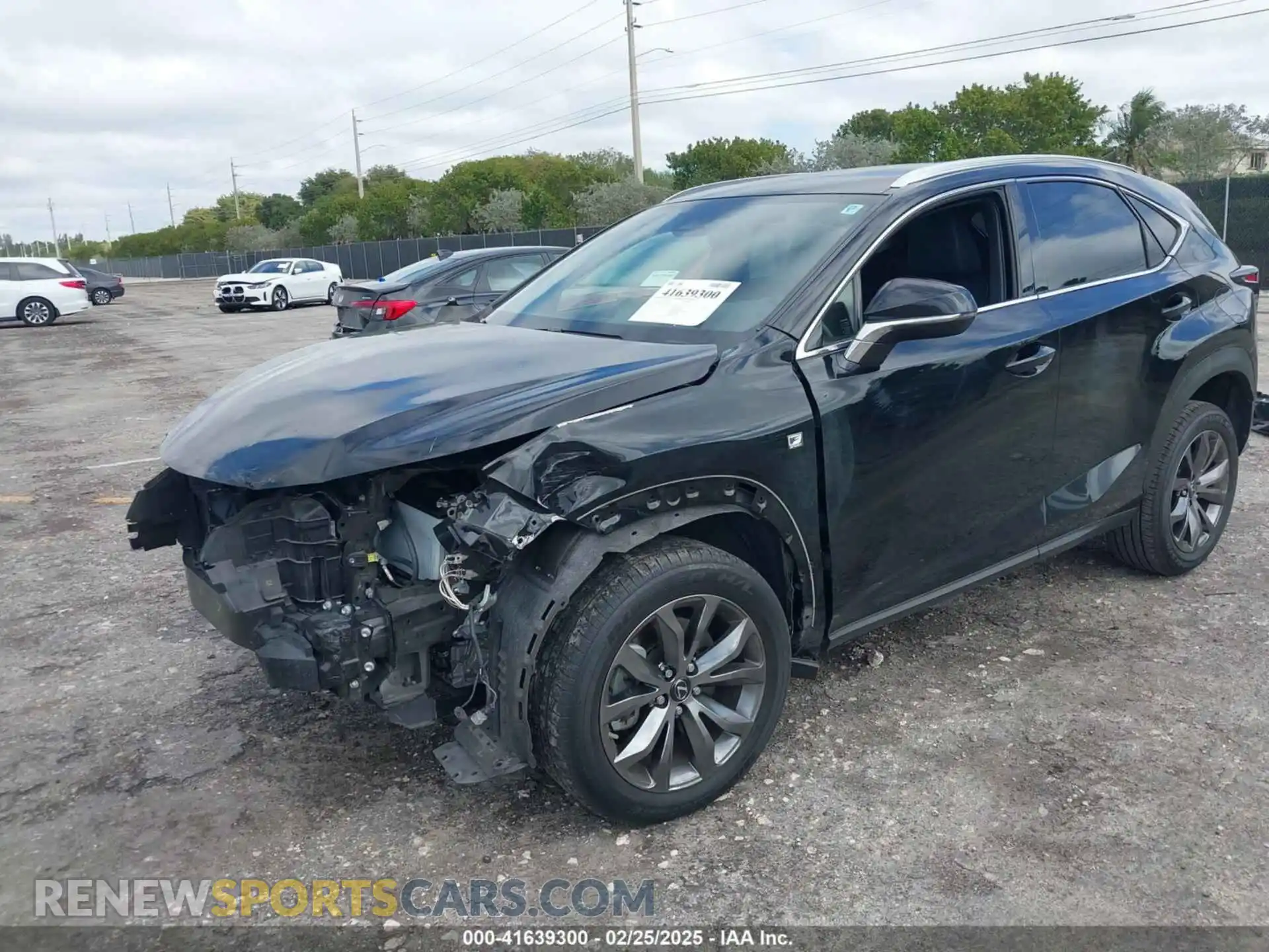 2 fotografías del automóvil dañado JTJSARBZ5M2179908 LEXUS NX 300 2021