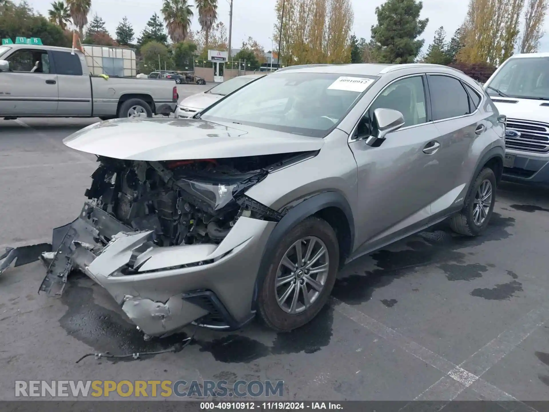 2 fotografías del automóvil dañado JTJBJRBZ0K2098960 LEXUS NX 300H 2019