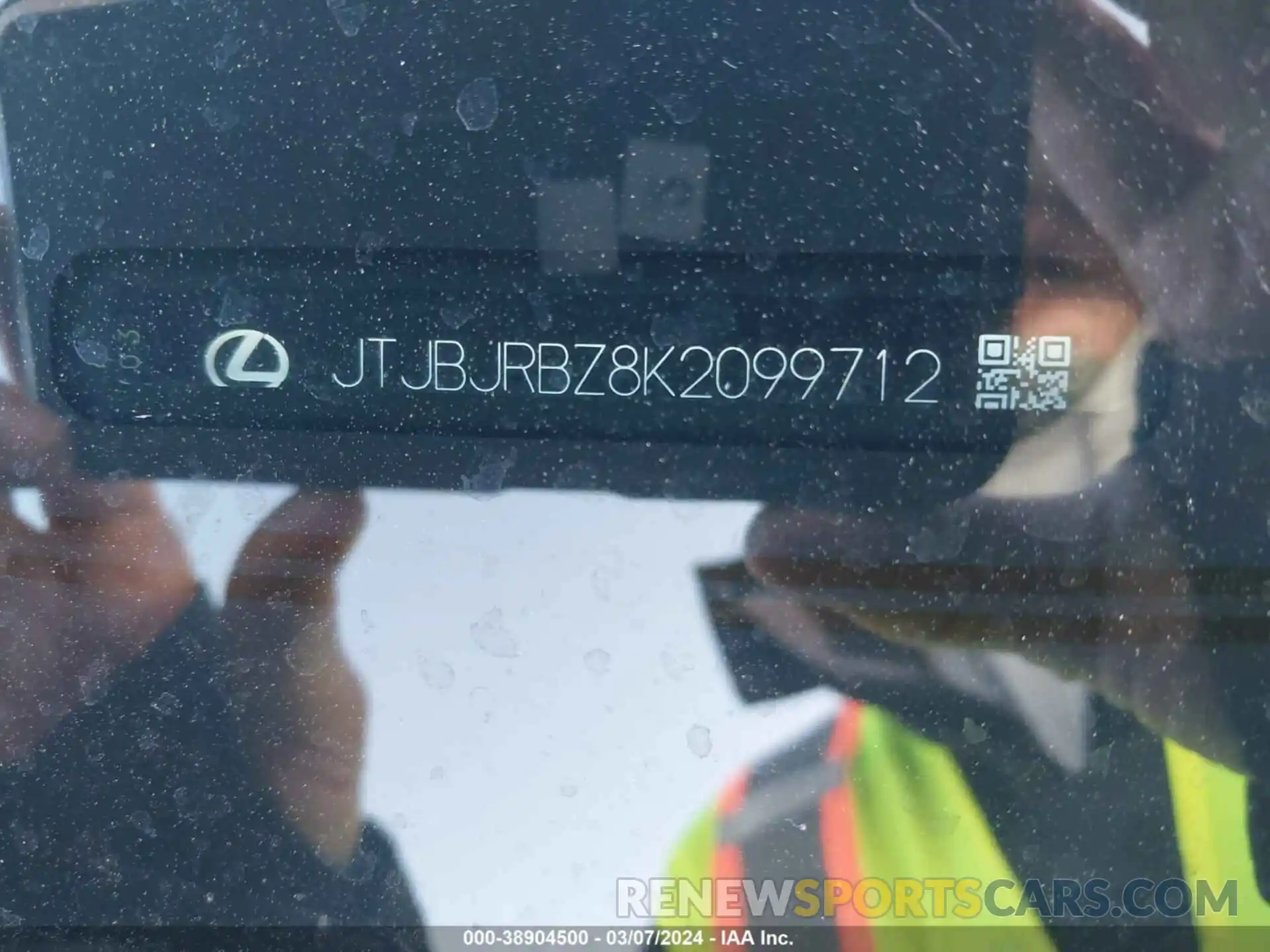 9 Photograph of a damaged car JTJBJRBZ8K2099712 LEXUS NX 300H 2019