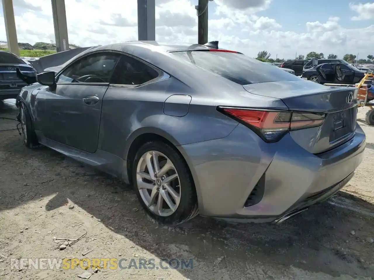 2 Фотография поврежденного автомобиля JTHHA5BC8K5009912 LEXUS RC300 2019