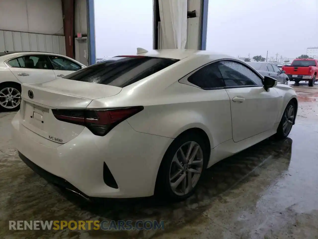 3 Фотография поврежденного автомобиля JTHHA5BC9K5008851 LEXUS RC300 2019