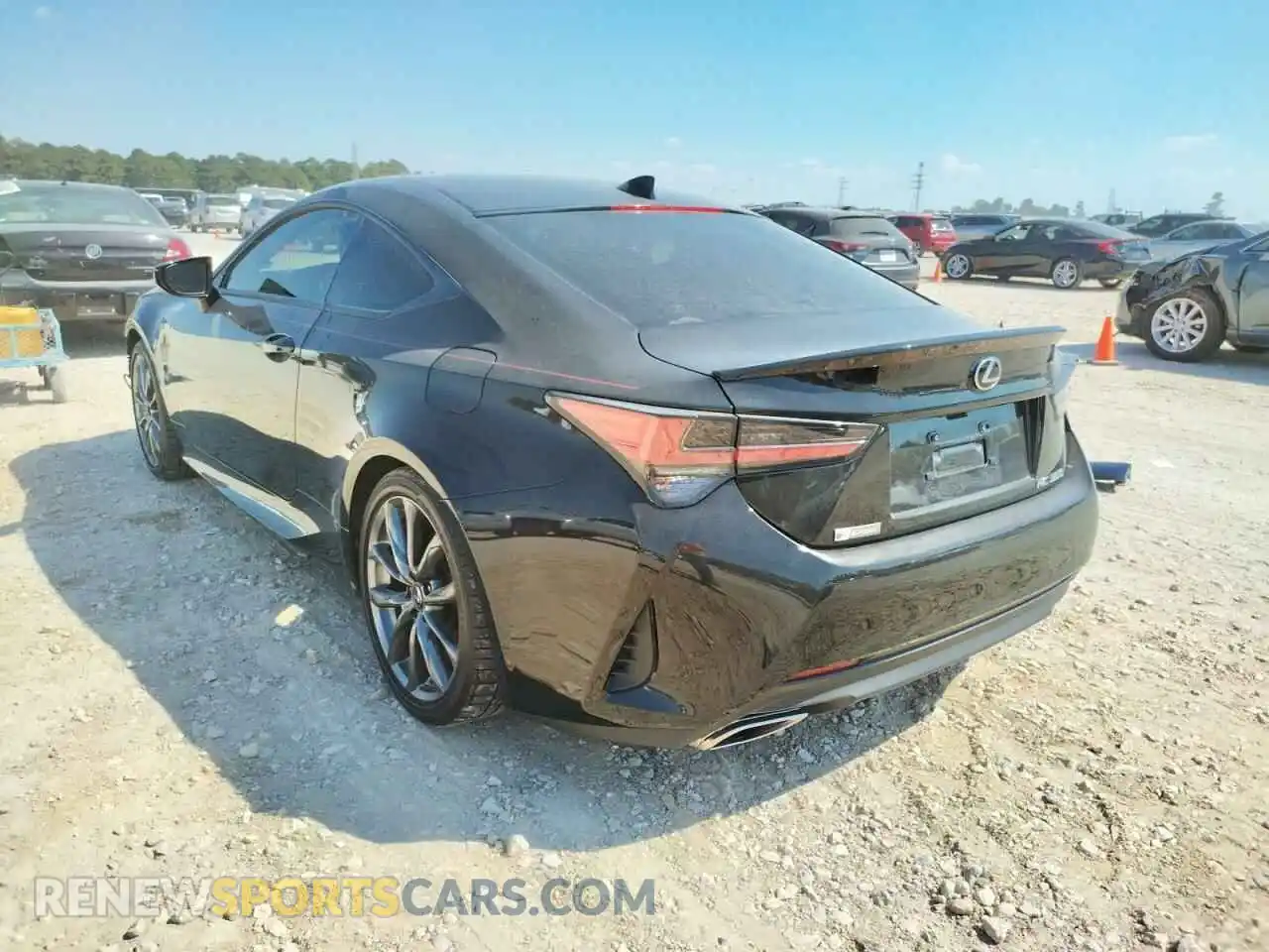 3 fotografías del automóvil dañado JTHGZ5BC0L5021929 LEXUS RC350 2020