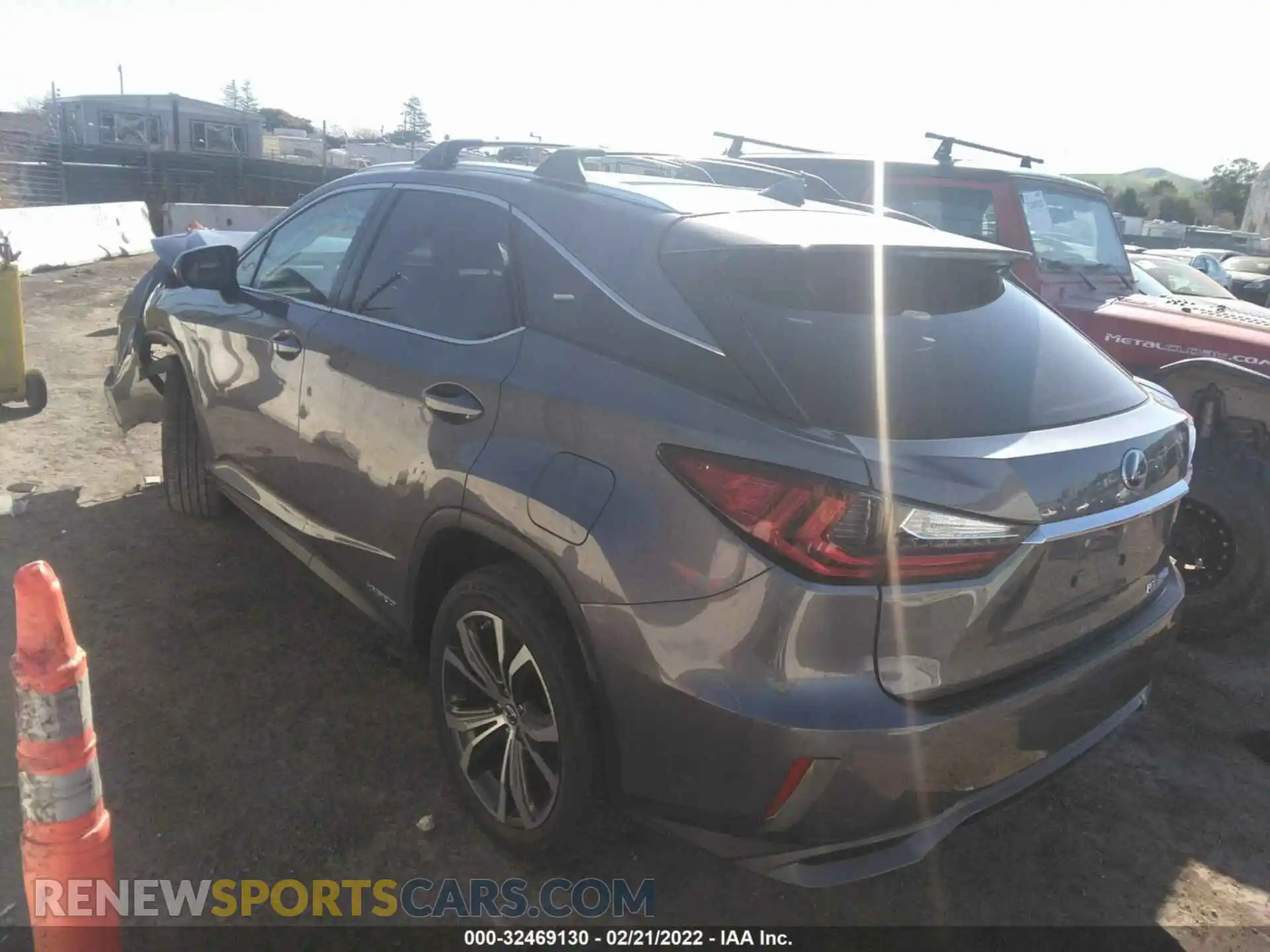 3 Photograph of a damaged car 2T2BGMCA2KC039144 LEXUS RX 2019