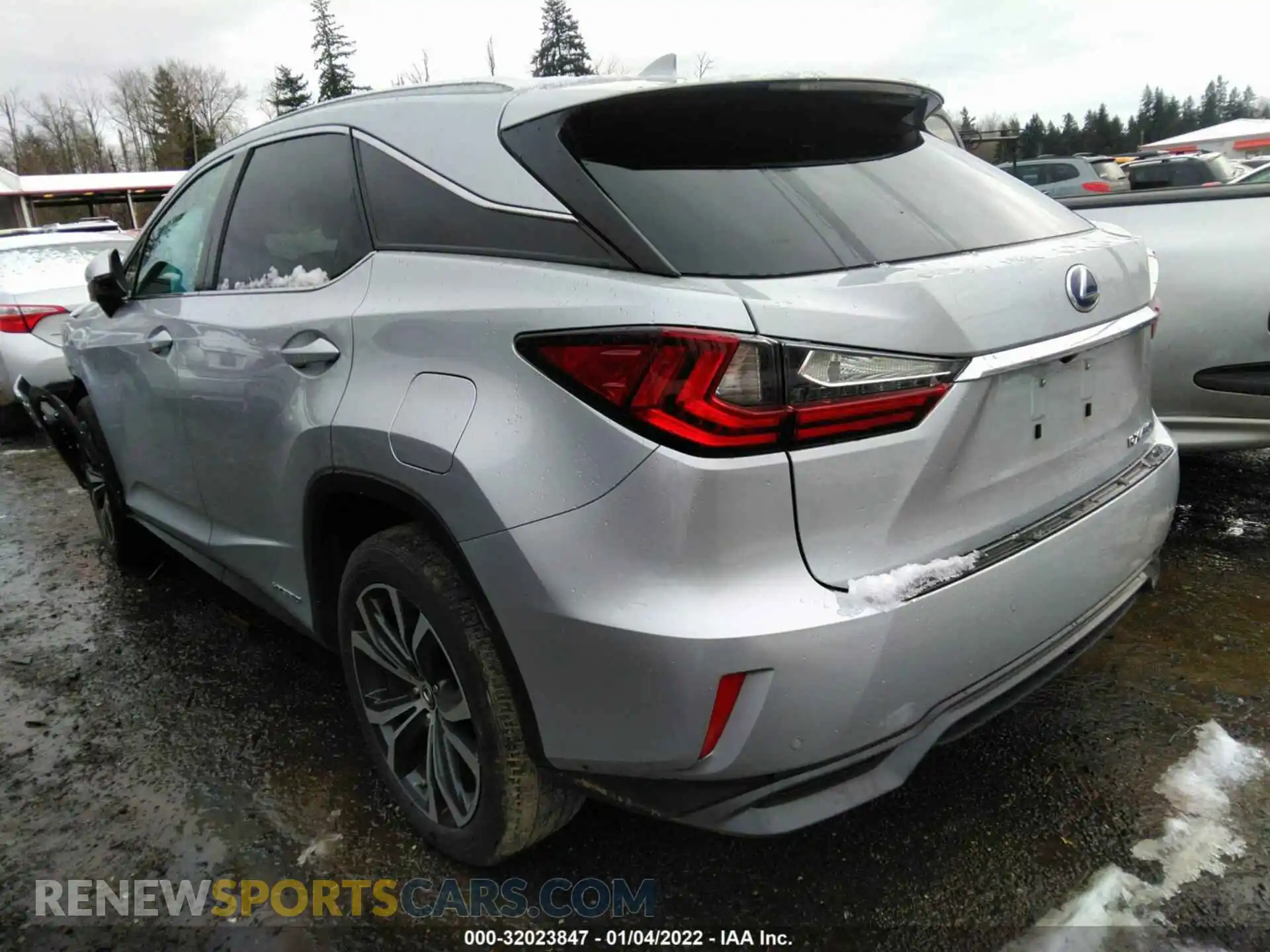 3 Photograph of a damaged car 2T2BGMCA6KC037980 LEXUS RX 2019