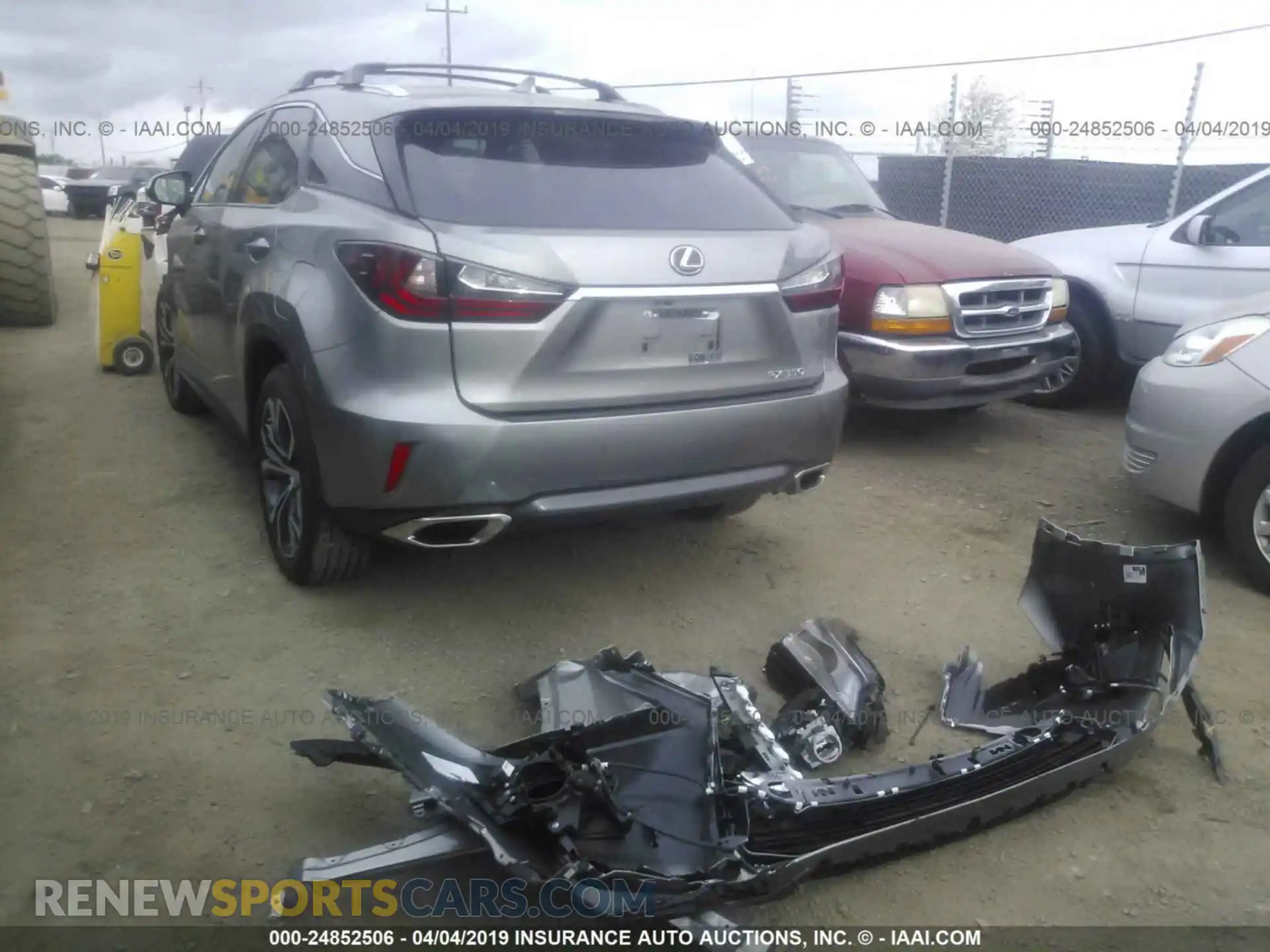 3 Photograph of a damaged car 2T2BZMCA1KC176277 LEXUS RX 2019