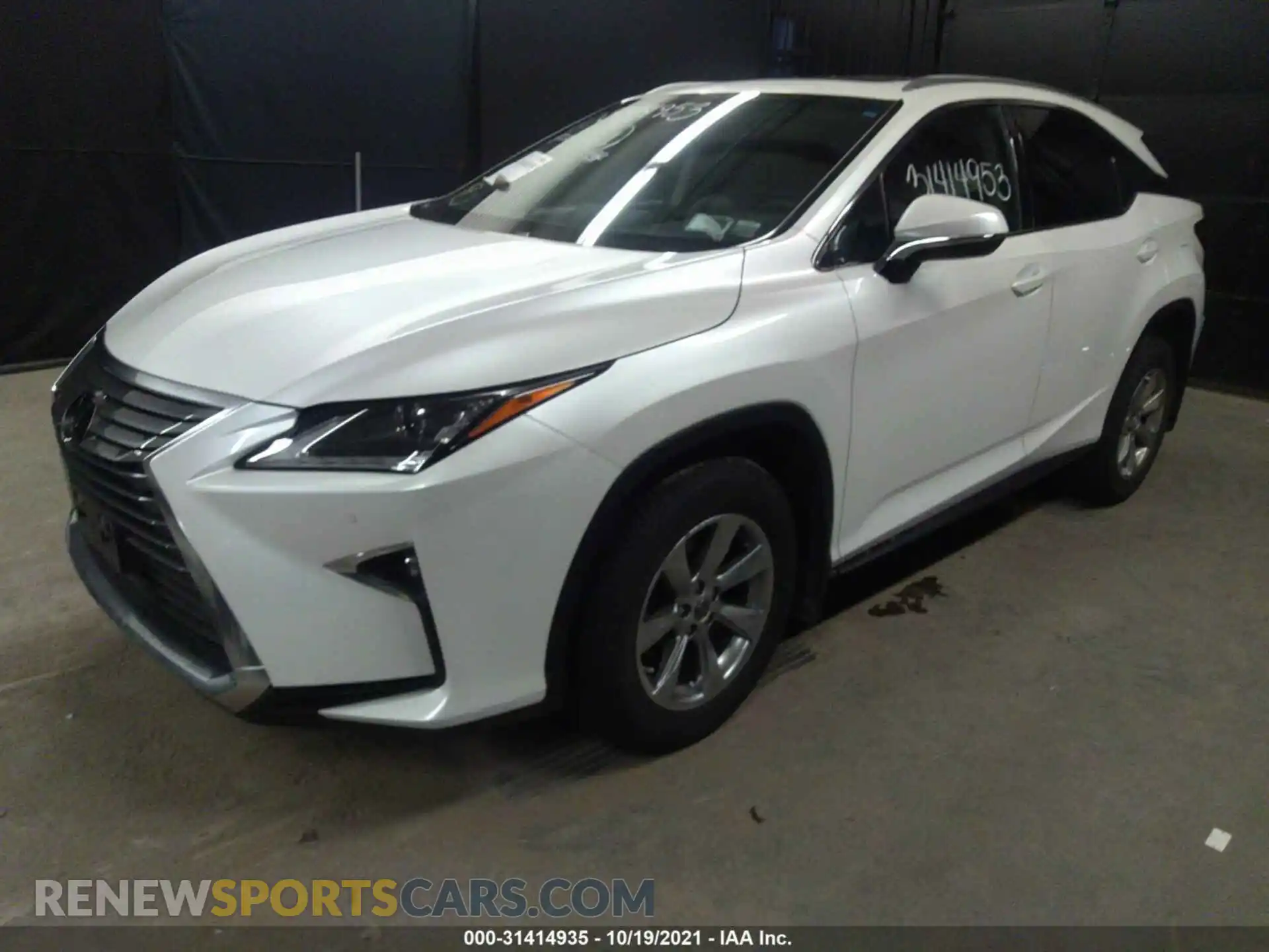 2 Photograph of a damaged car 2T2BZMCA4KC203682 LEXUS RX 2019