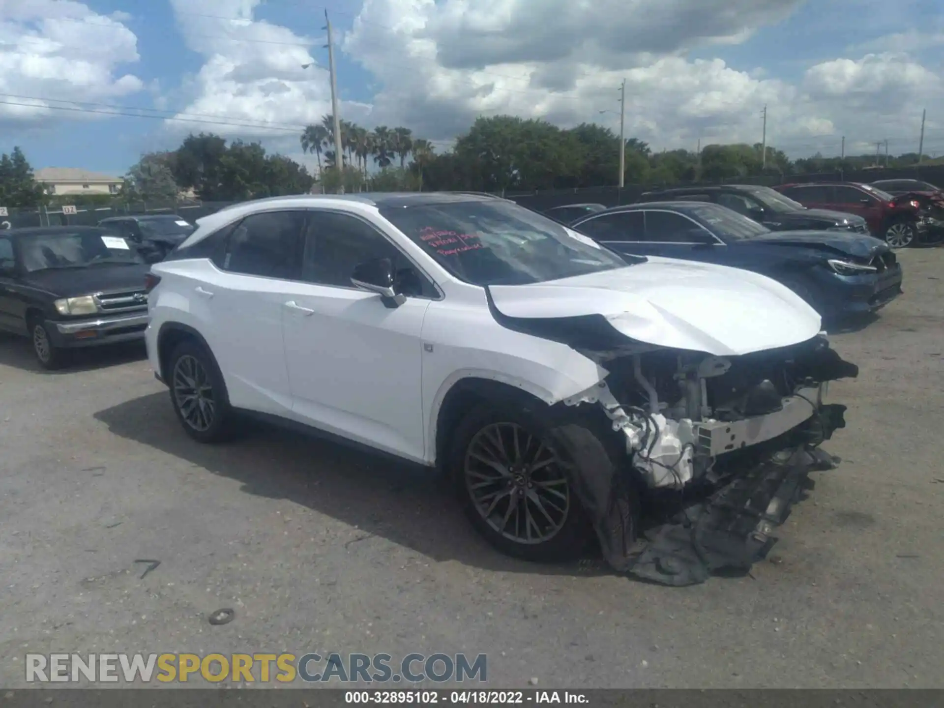 1 Photograph of a damaged car 2T2BZMCA5KC173656 LEXUS RX 2019