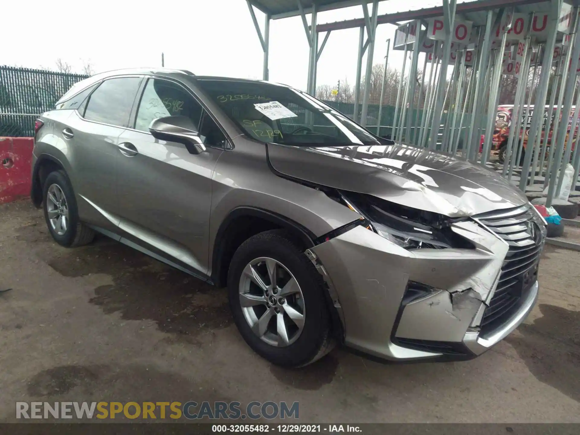 1 Photograph of a damaged car 2T2BZMCA6KC195150 LEXUS RX 2019