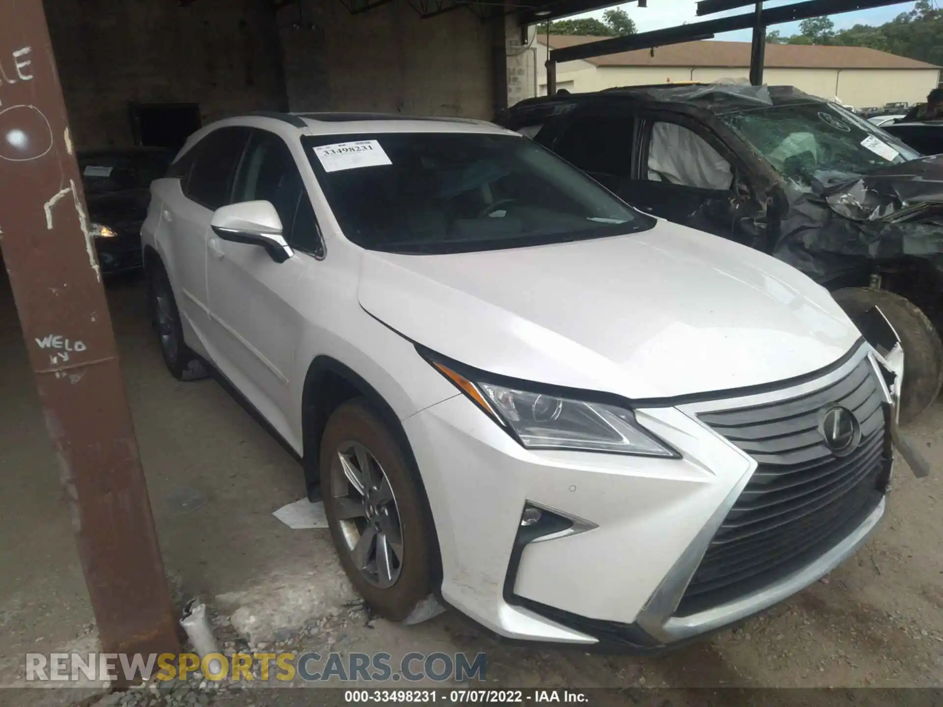 1 Photograph of a damaged car 2T2BZMCA8KC195361 LEXUS RX 2019