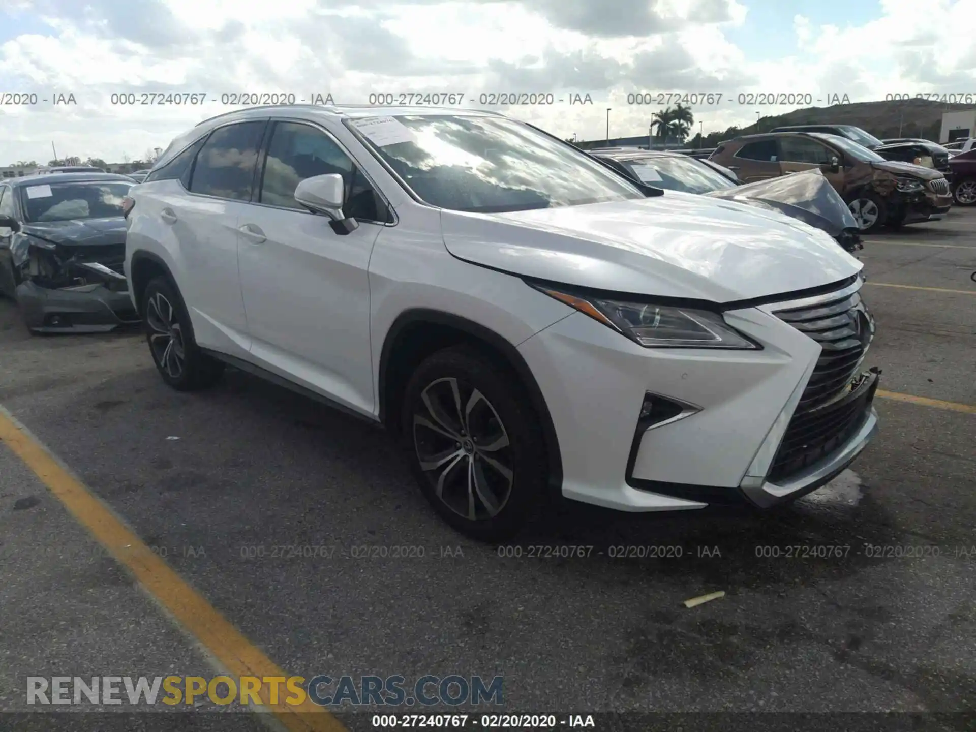 1 Photograph of a damaged car 2T2ZZMCA1KC132035 LEXUS RX 2019