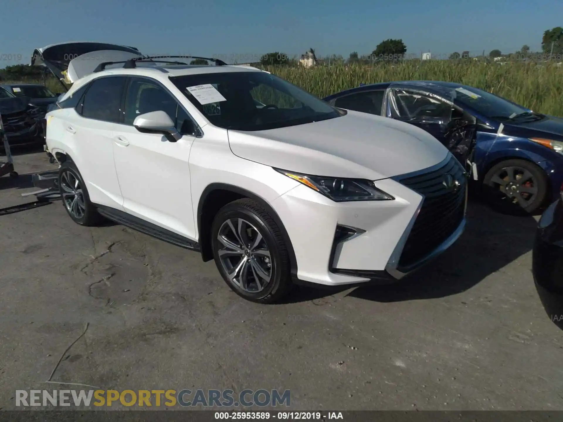 1 Photograph of a damaged car 2T2ZZMCA5KC135293 LEXUS RX 2019