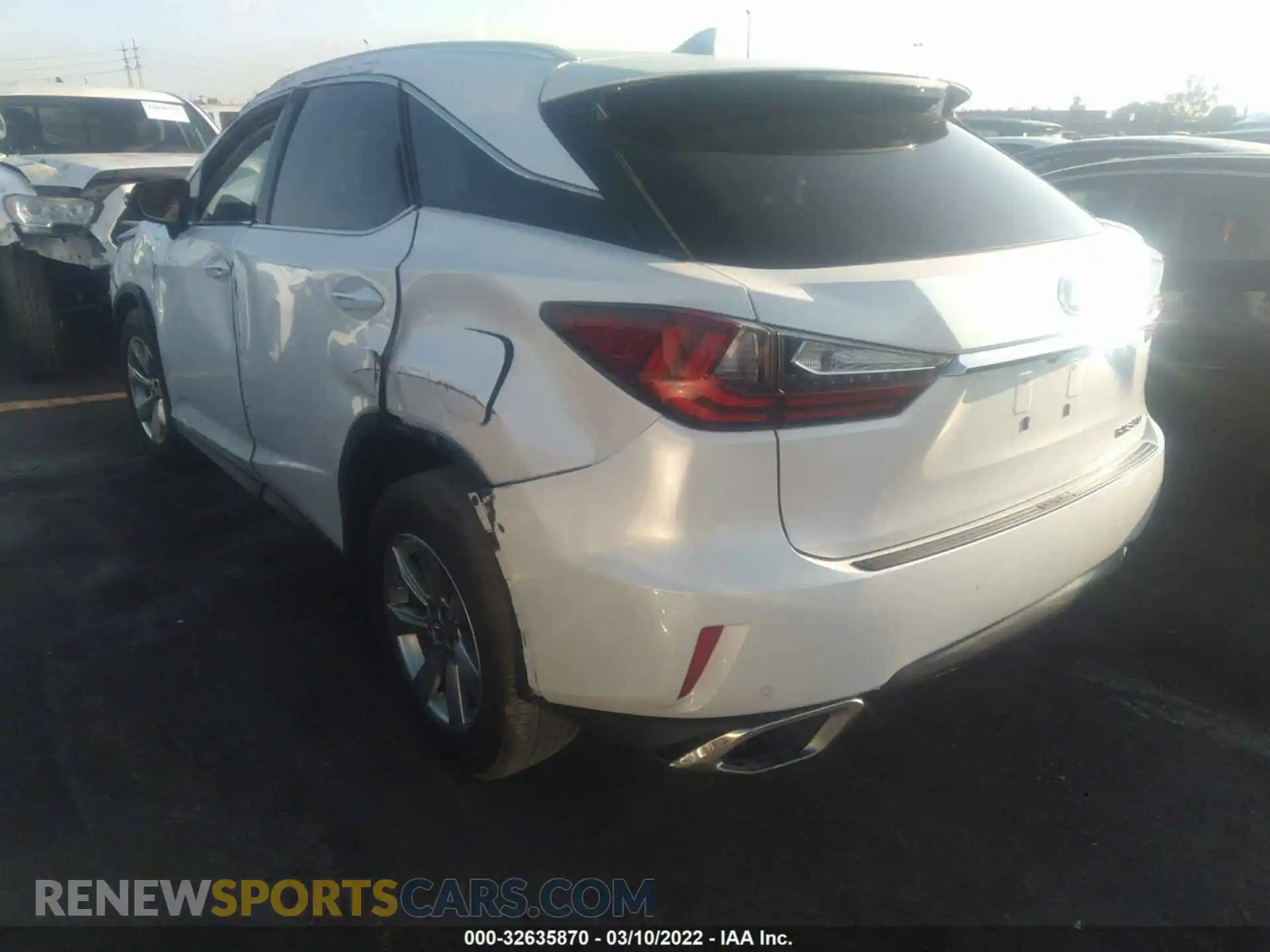 3 Photograph of a damaged car 2T2ZZMCA7KC124151 LEXUS RX 2019