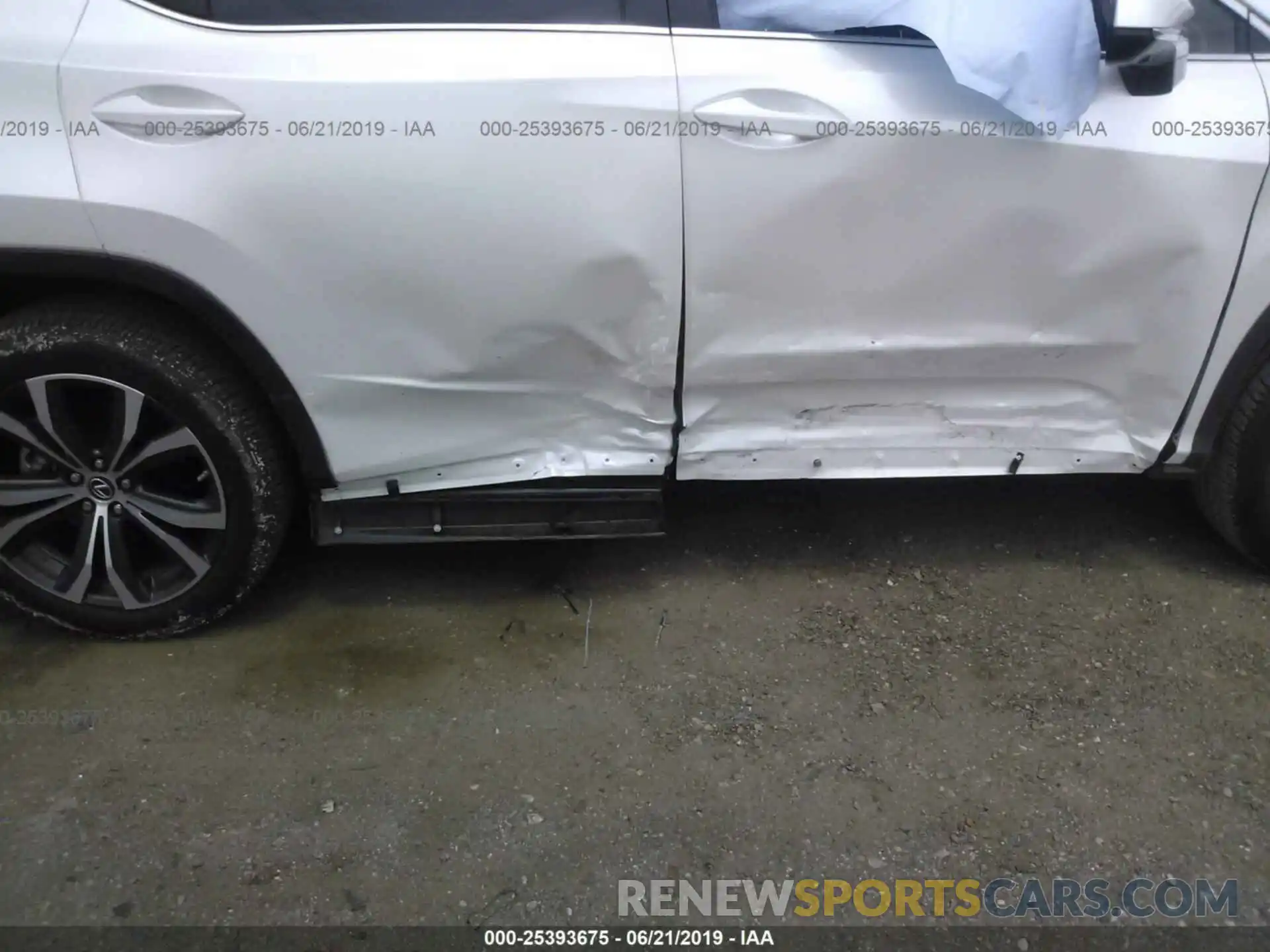 6 Photograph of a damaged car JTJGZKCA8K2012356 LEXUS RX 2019