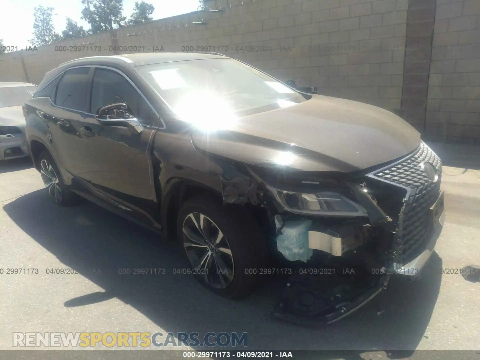 1 Photograph of a damaged car 2T2HZMAA5LC161375 LEXUS RX 2020