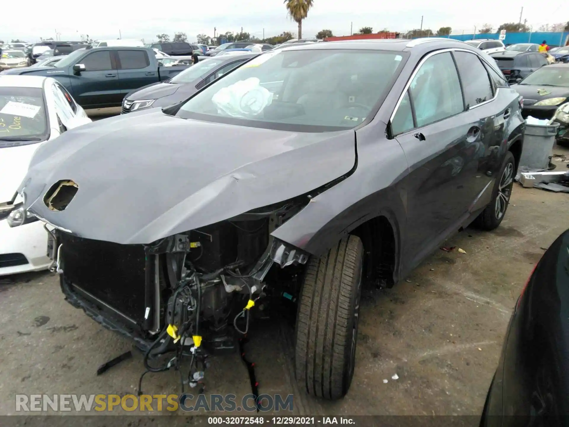 2 fotografías del automóvil dañado 2T2HZMAA5LC167953 LEXUS RX 2020