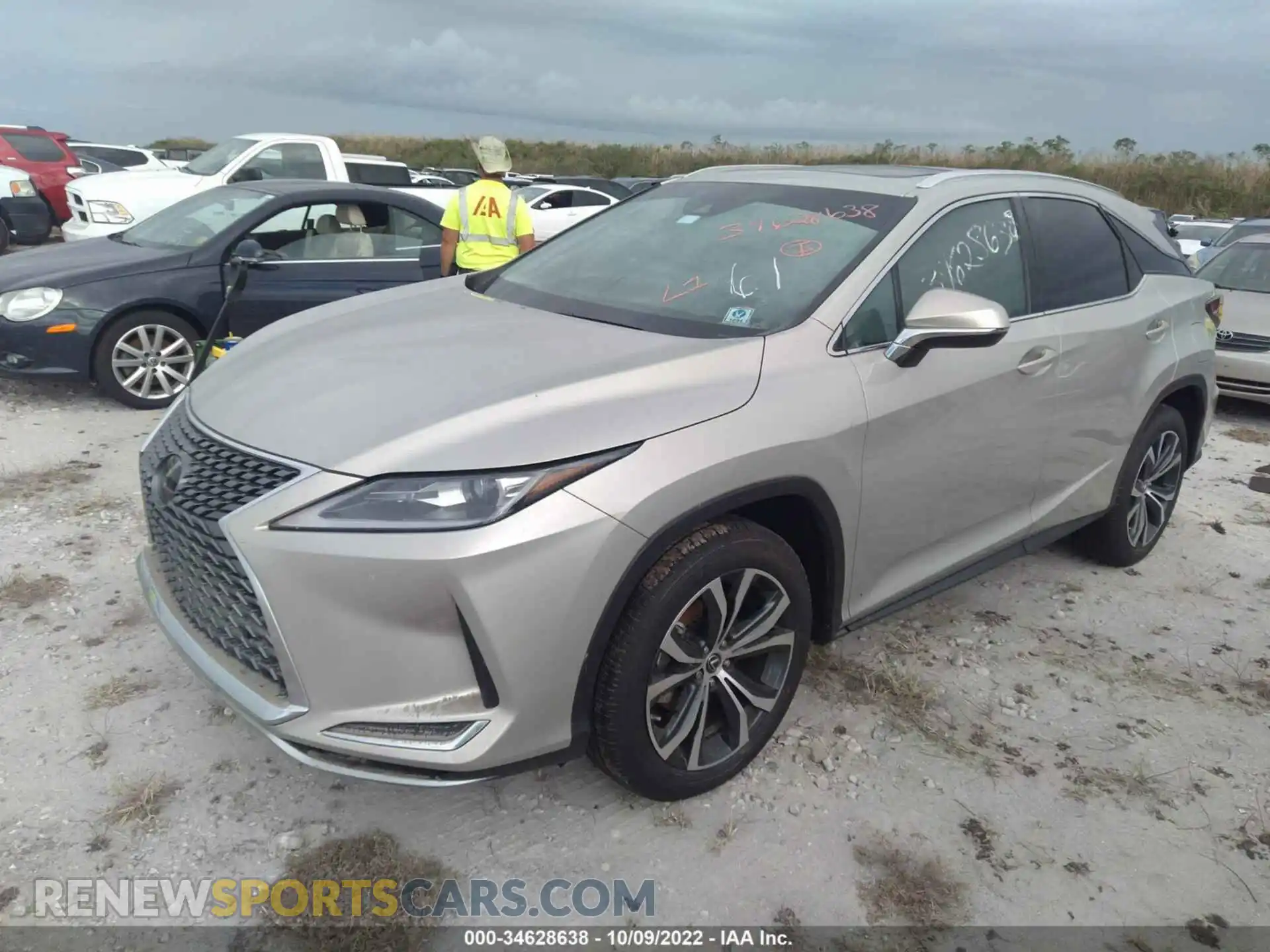 2 Photograph of a damaged car 2T2HZMAA7LC163743 LEXUS RX 2020