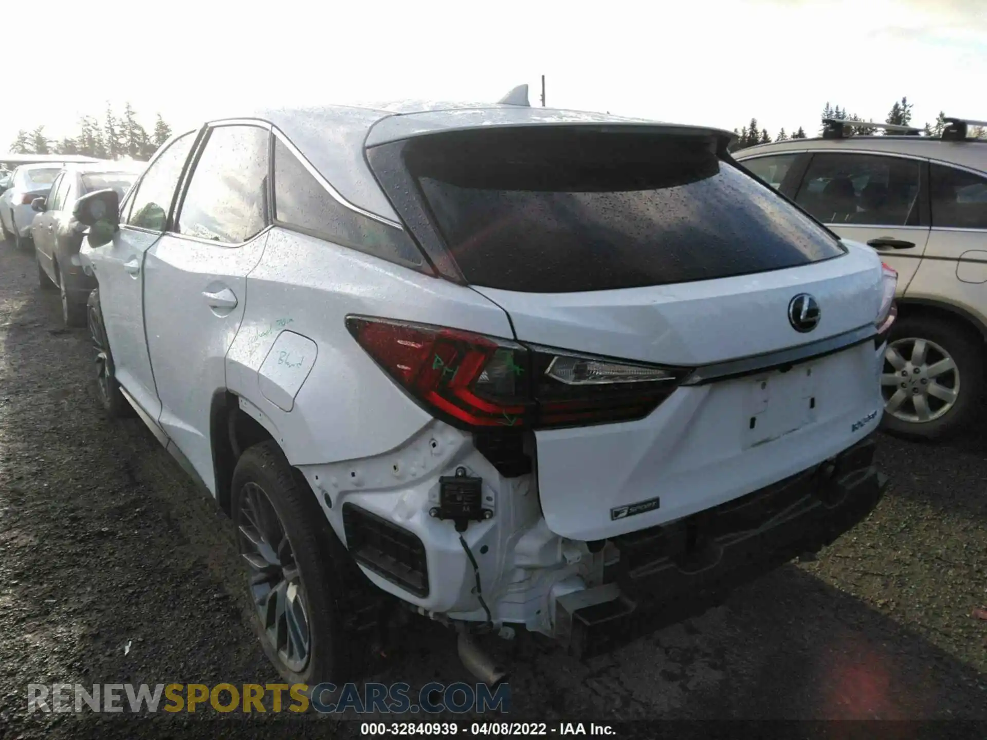 3 fotografías del automóvil dañado 2T2SZMDA1LC214803 LEXUS RX 2020