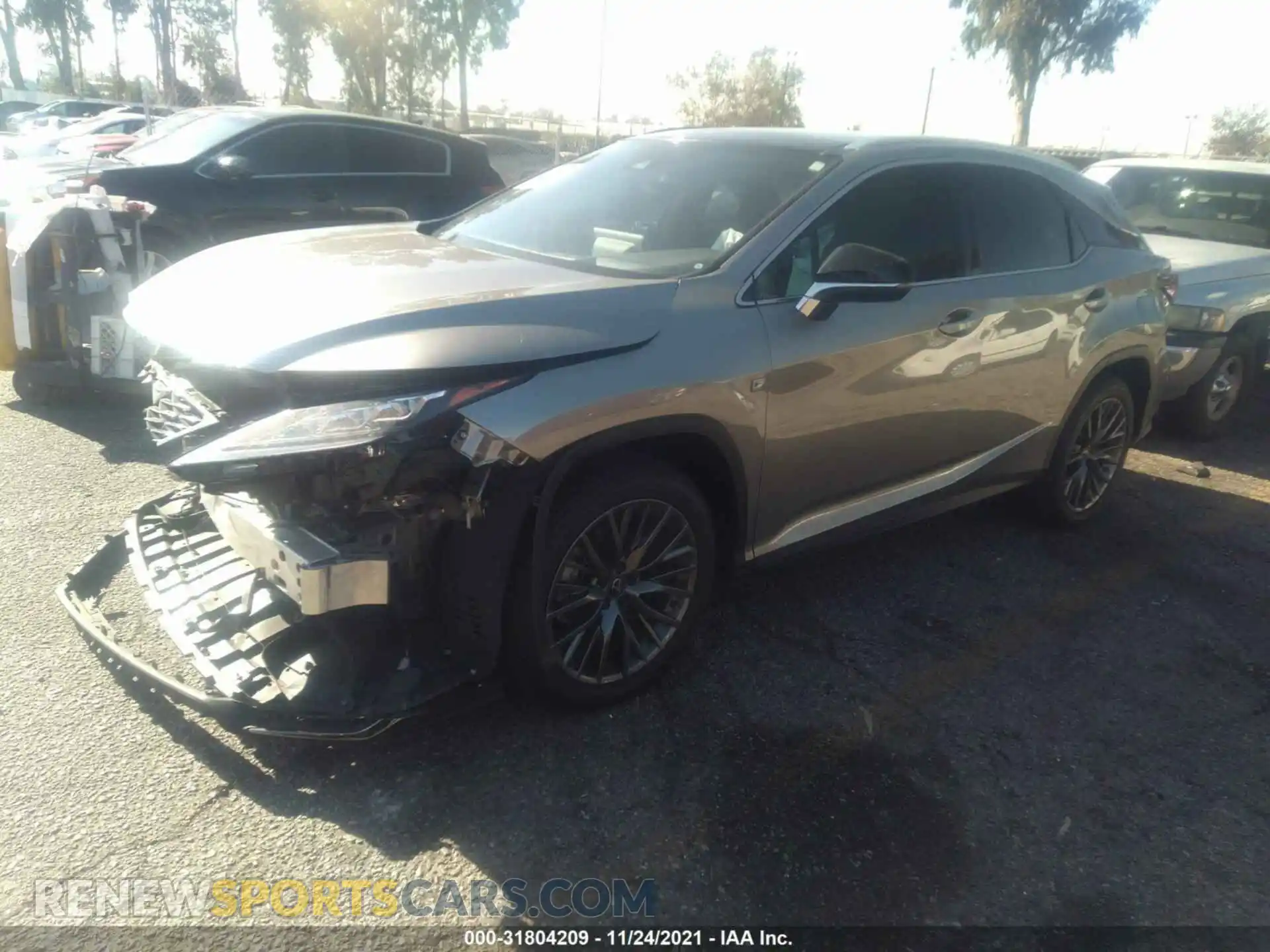 2 fotografías del automóvil dañado 2T2YZMDAXLC245414 LEXUS RX 2020