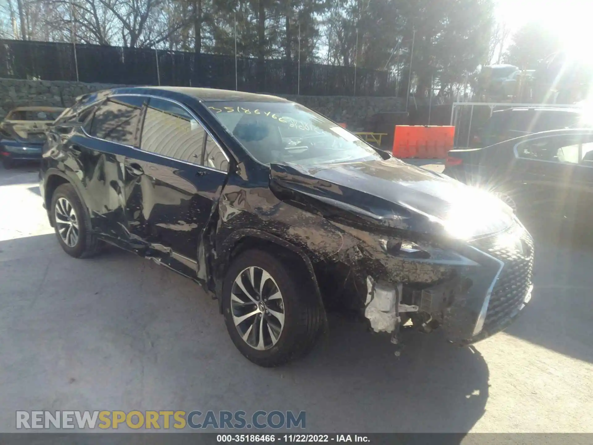 1 Photograph of a damaged car 2T2AZMDA2NC334169 LEXUS RX 2022