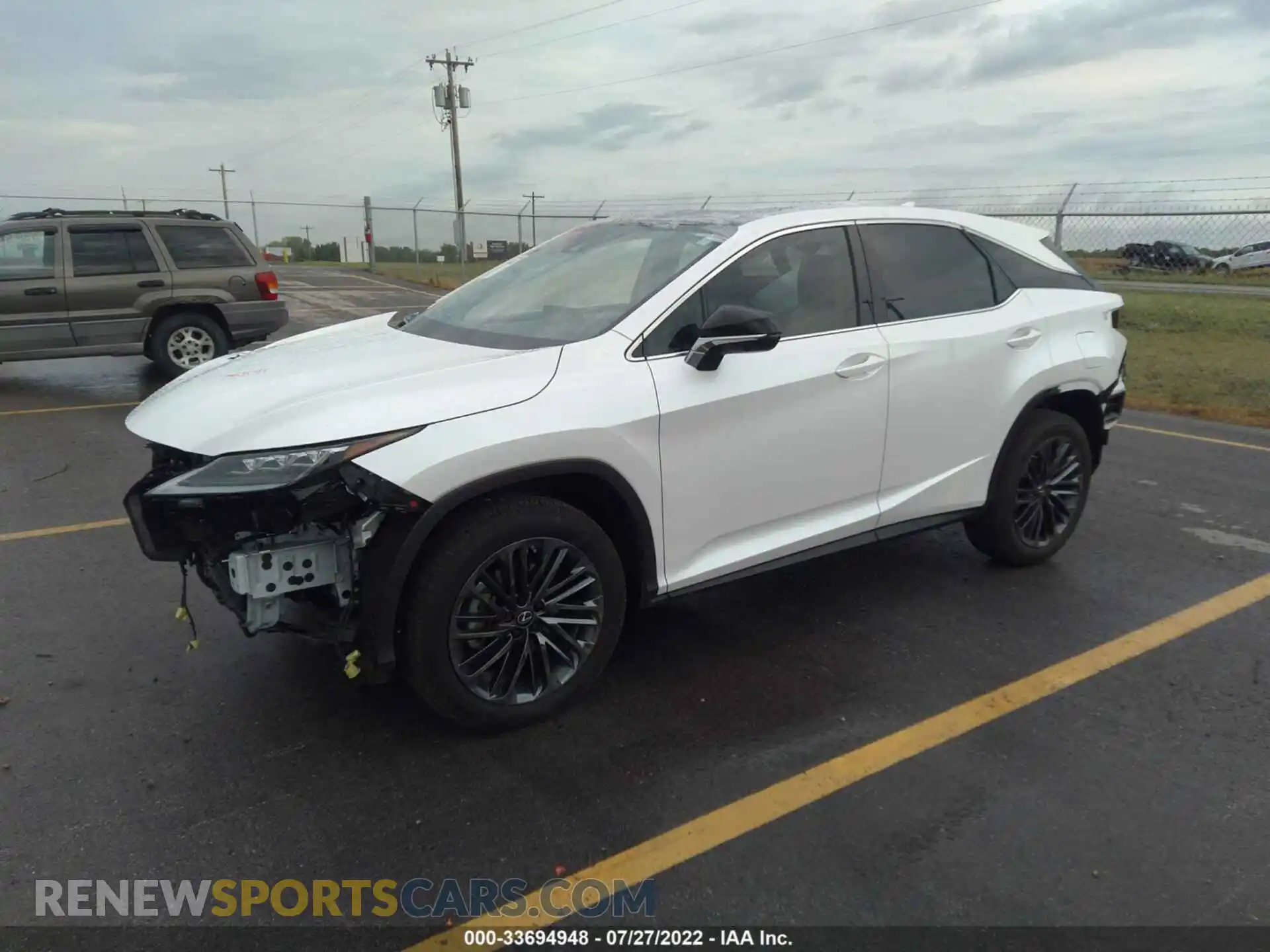 2 Фотография поврежденного автомобиля 2T2HZMDA0NC313433 LEXUS RX 2022