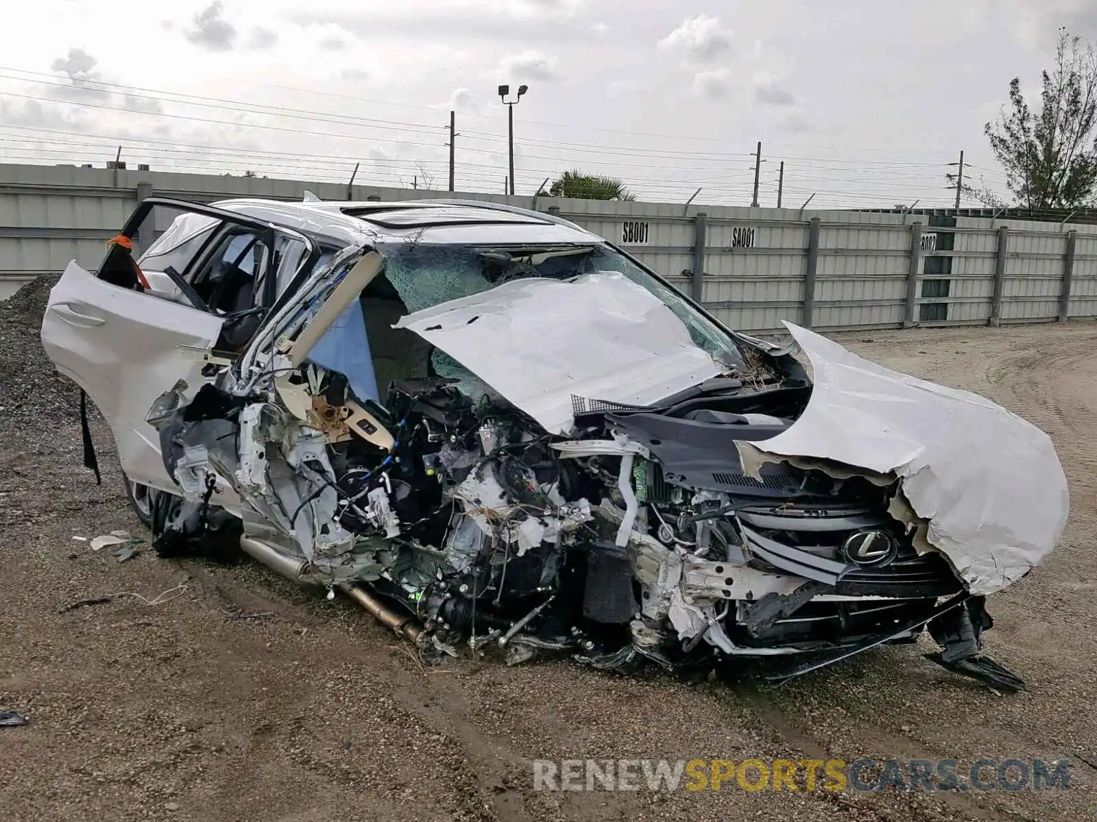 1 Photograph of a damaged car 2T2ZZMCA3KC133560 LEXUS RX 350 2019